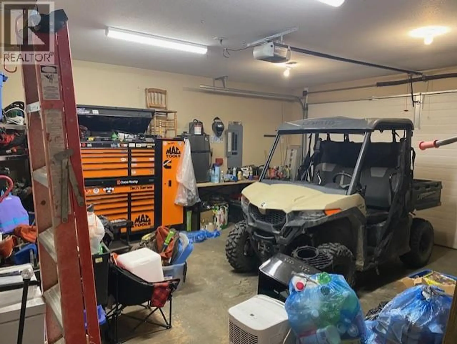 Property at 5404 HILLSIDE AVENUE, Chetwynd, BC