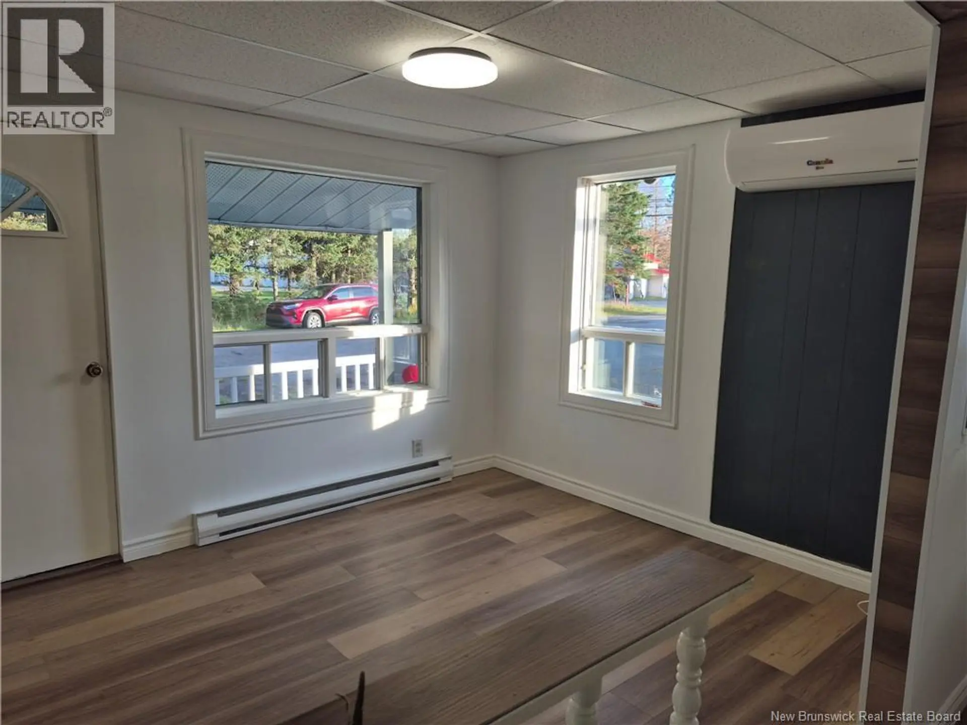 6 DAMASE STREET - Image 11