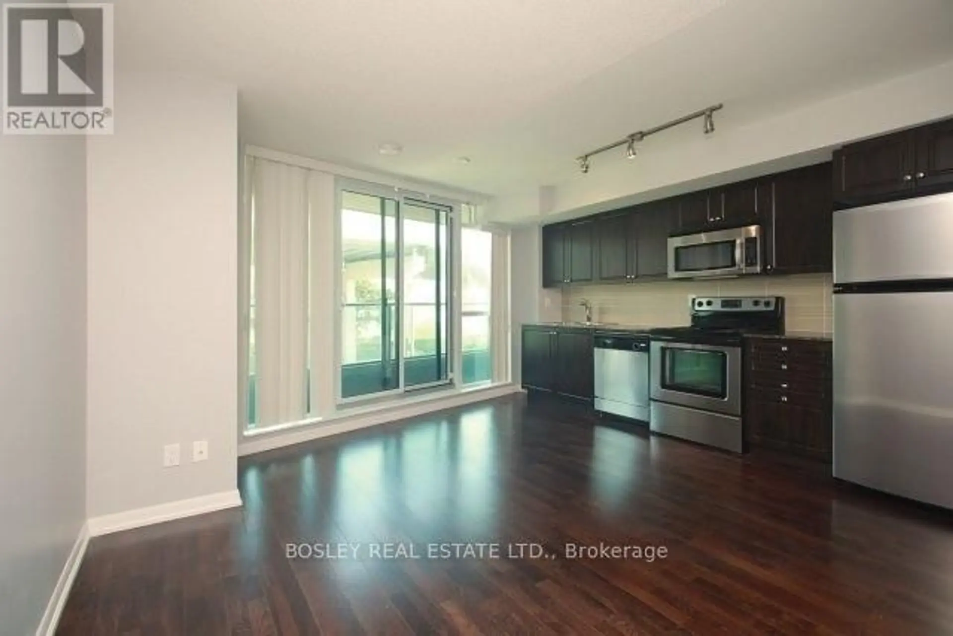 #468 209 FORT YORK BOULEVARD - Image 3