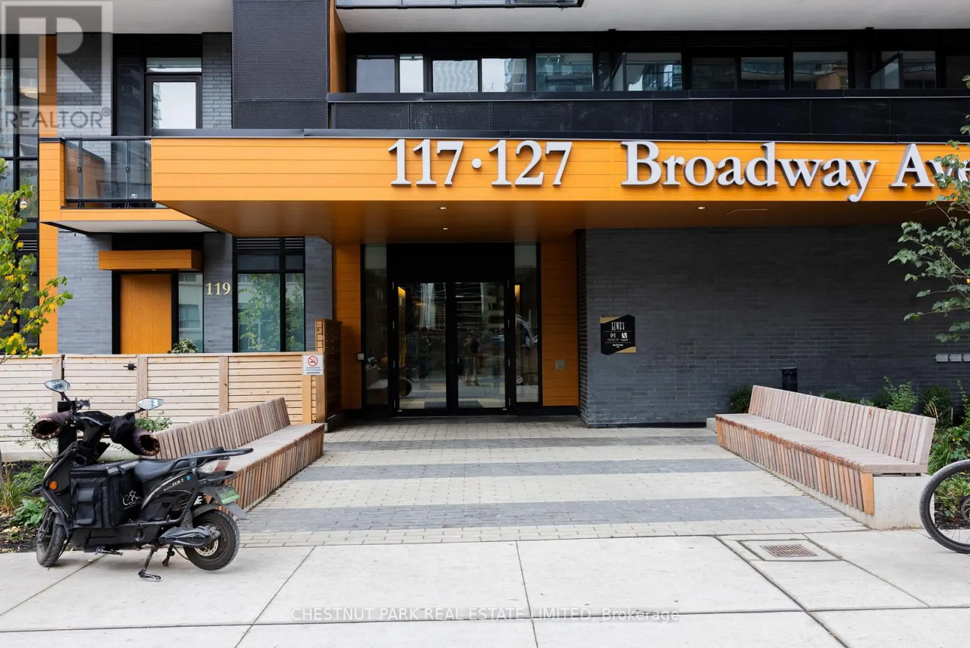 #1807 117 BROADWAY AVENUE - Image 13