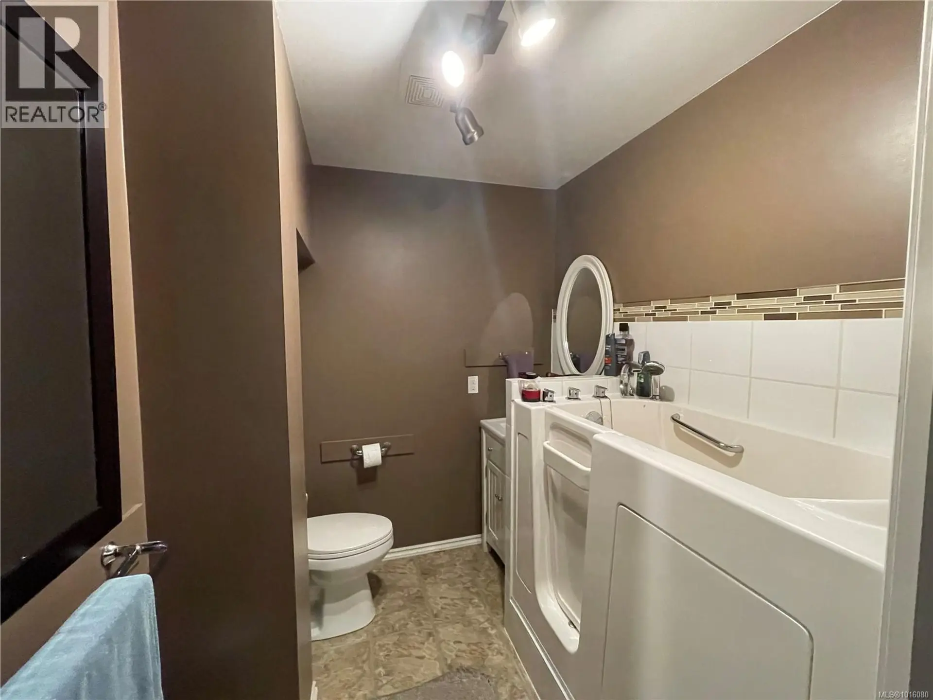 Property at 5060 BEAVER HARBOUR RD, Port Hardy, BC