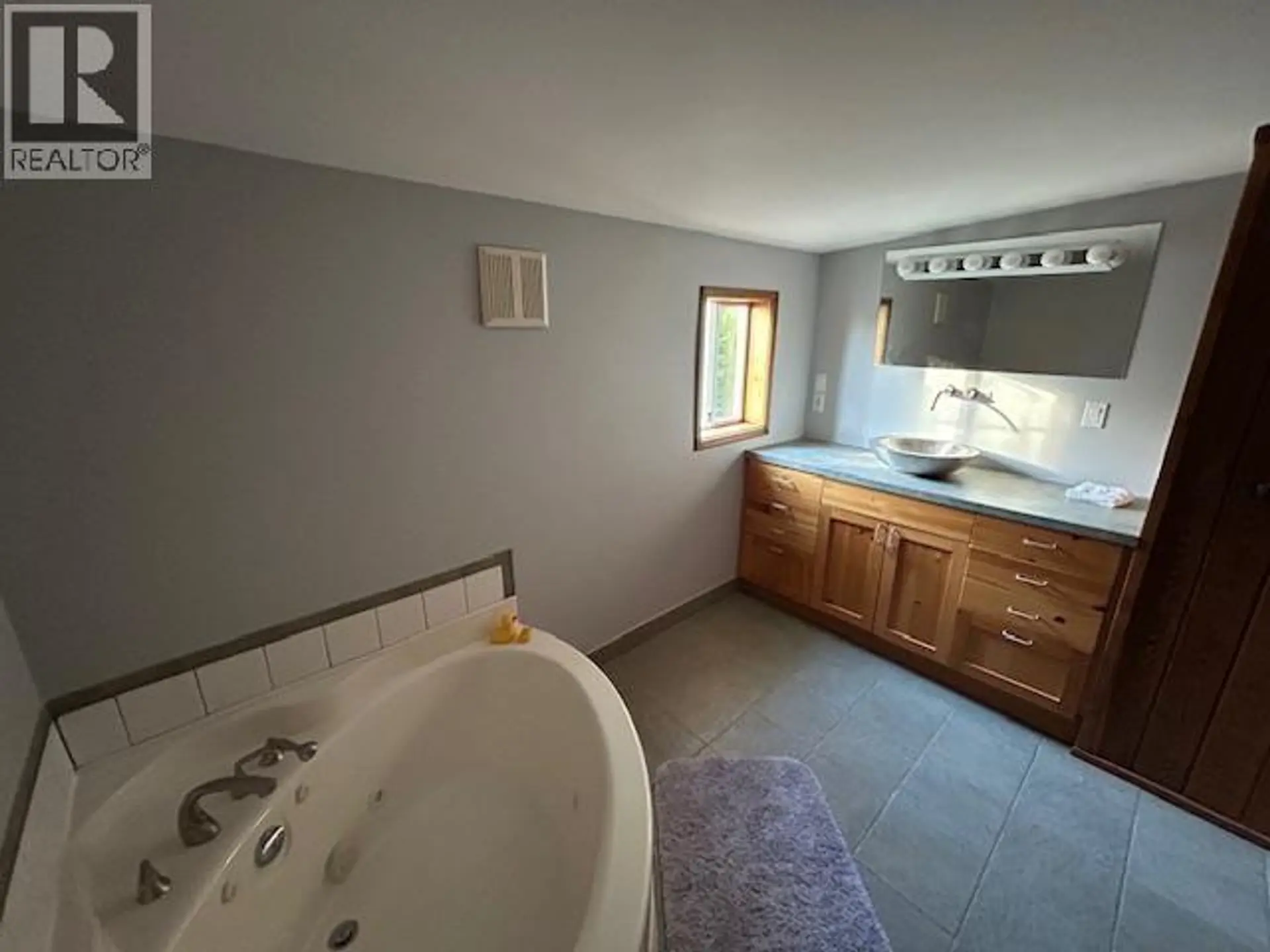 Property at 593 BEACH ROAD, Skidegate/Sandspit, BC