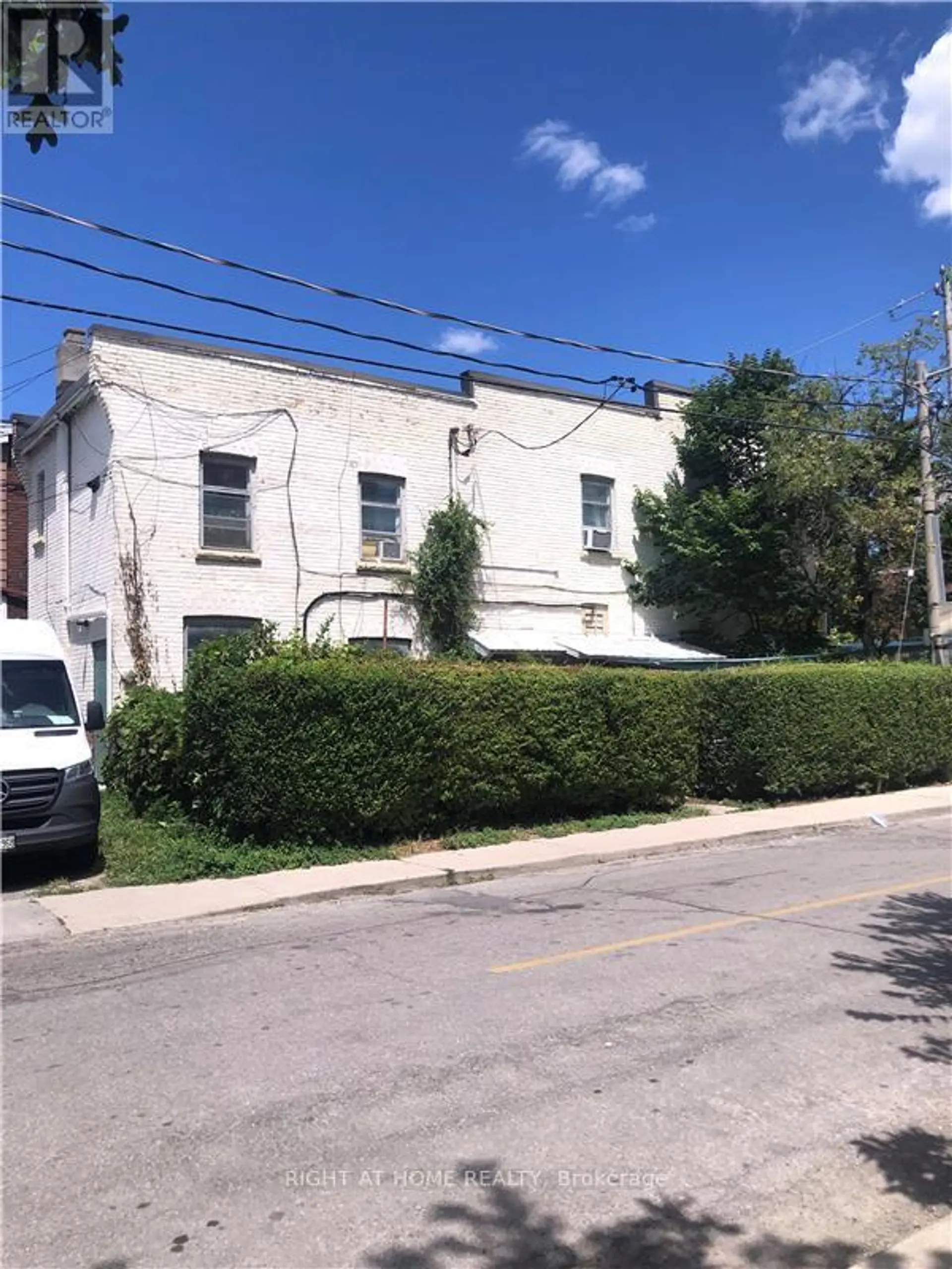 782 DOVERCOURT ROAD - Image 2