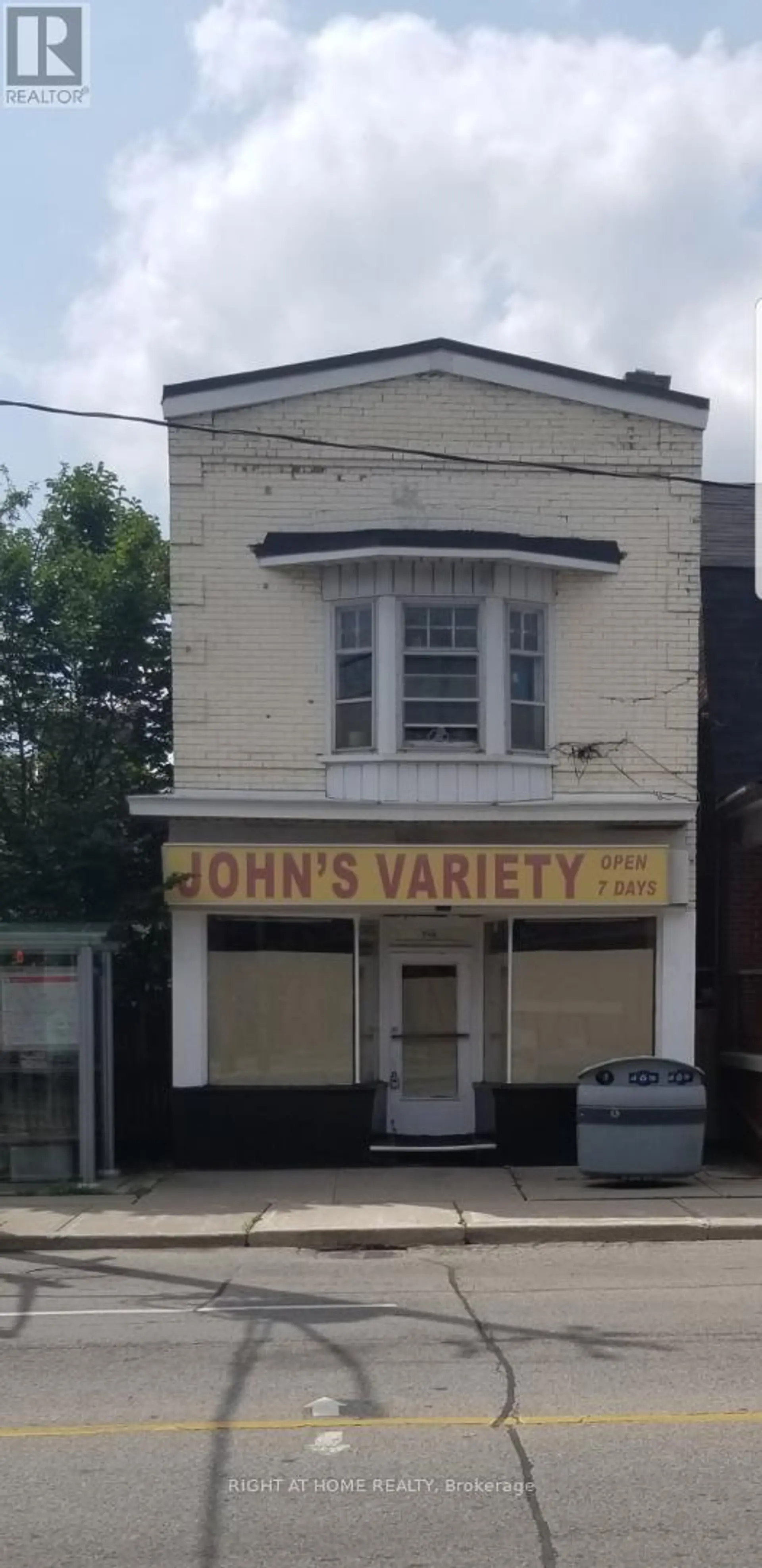 782 DOVERCOURT ROAD - Image 1