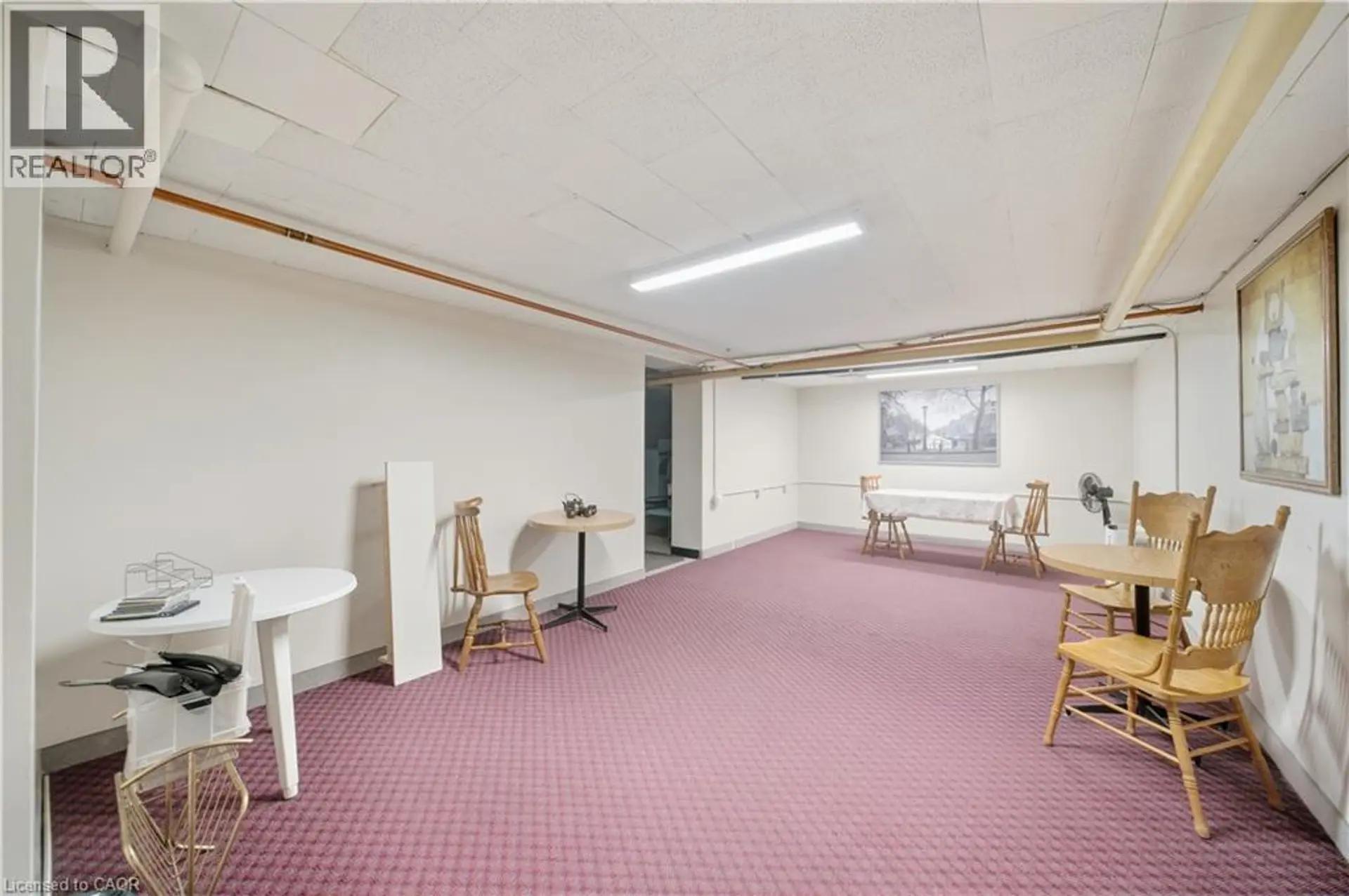 #102 9 GRANT BOULEVARD - Image 19