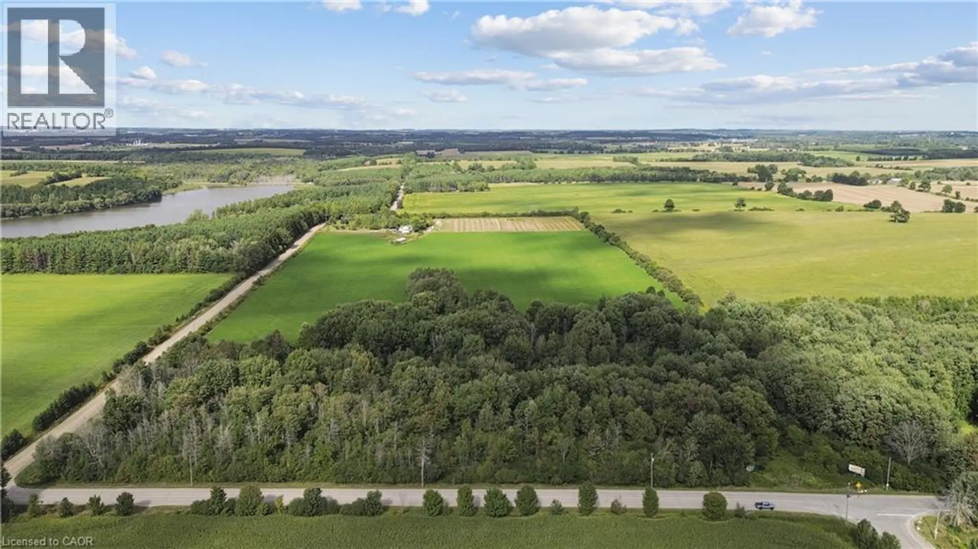 8033 SIDEROAD 10 - Image 14