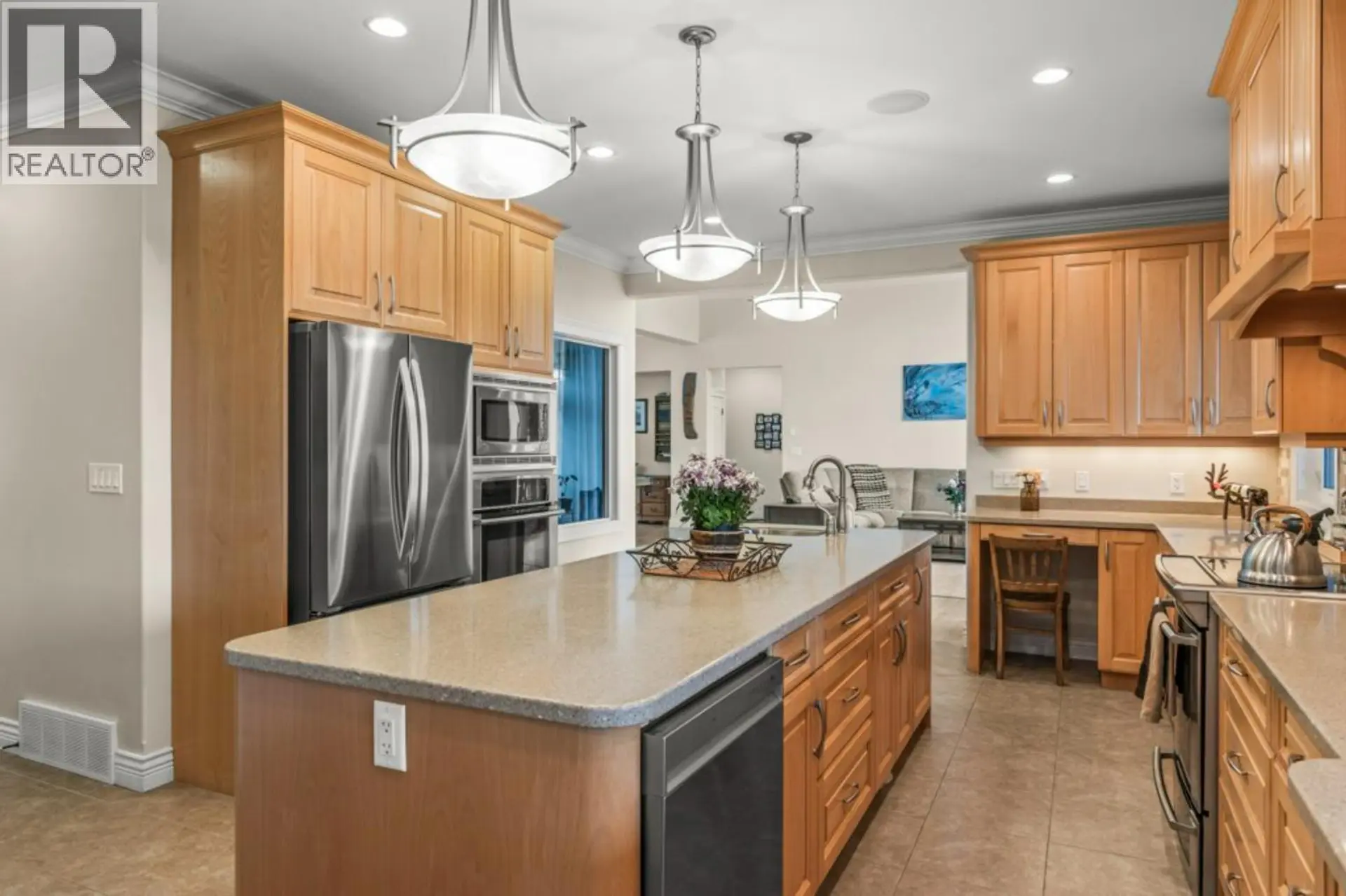 Property at 5694 TRANS CANADA HIGHWAY NW, Salmon Arm, BC