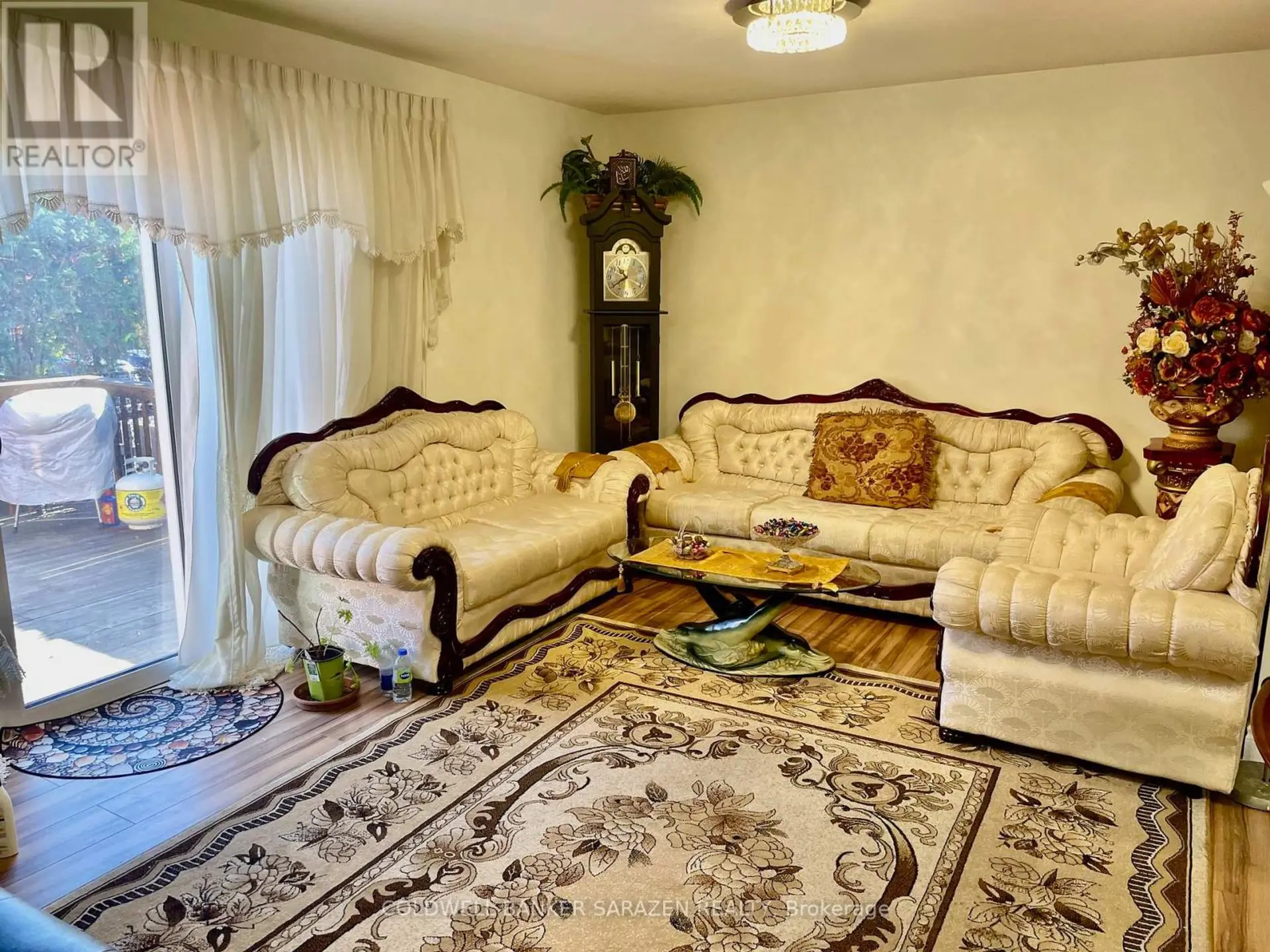 15 STURBRIDGE PRIVATE - Image 3