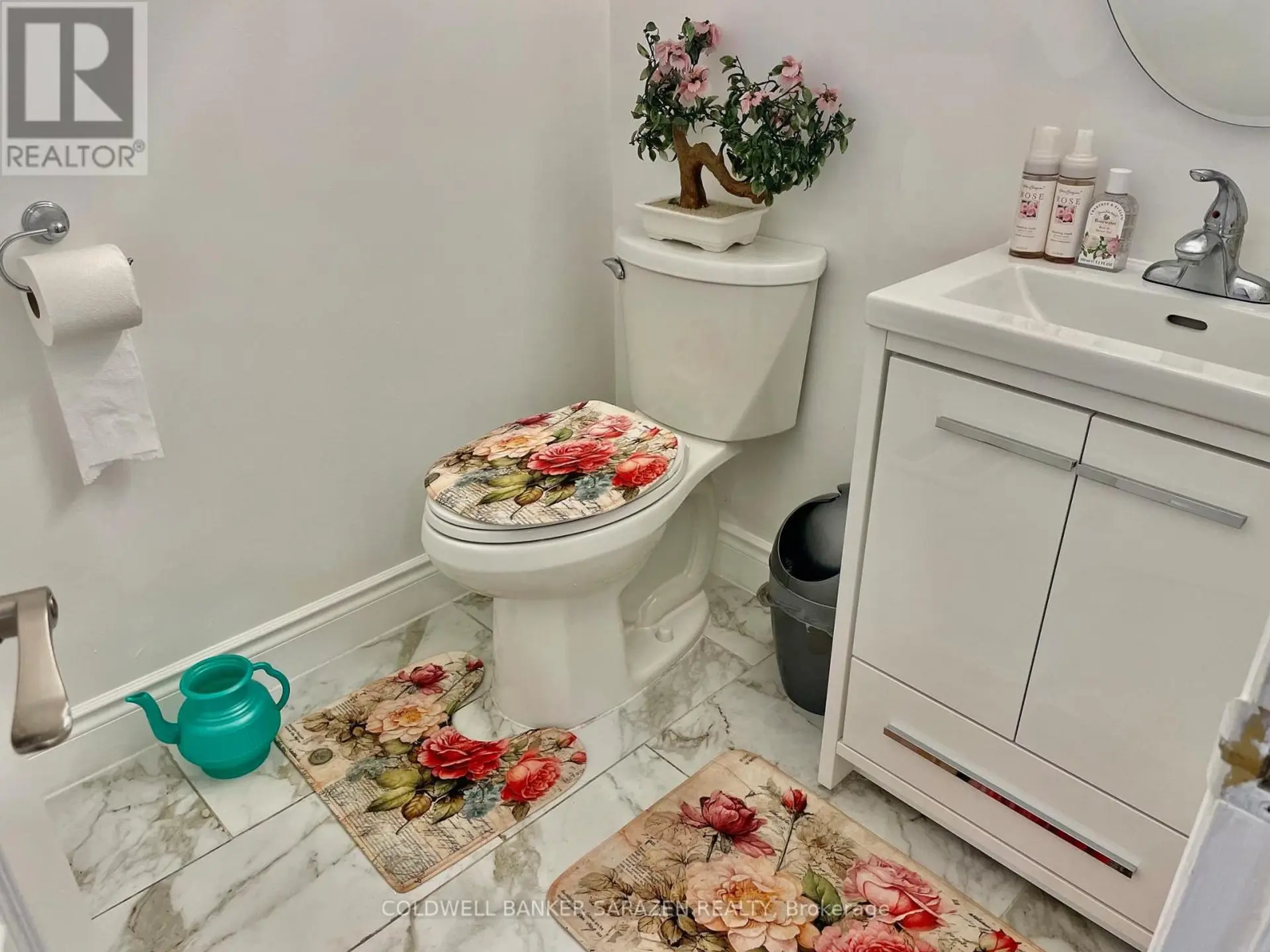 15 STURBRIDGE PRIVATE - Image 8
