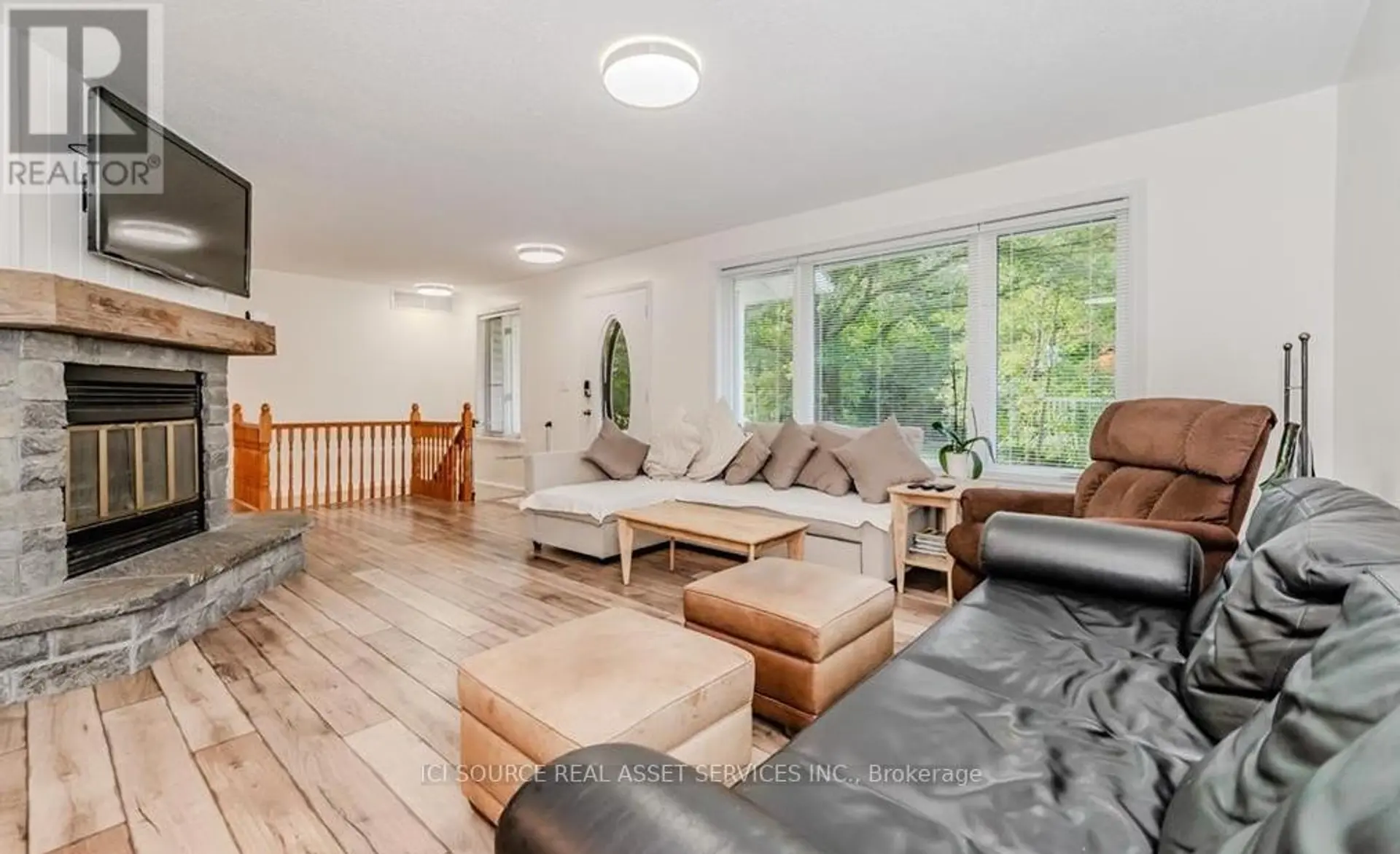 9 INDIAN CRESCENT - Image 6