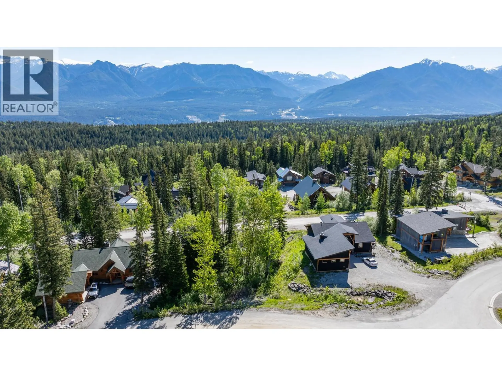 Property at LOT 3 THOMPSON CRESCENT, Golden, BC