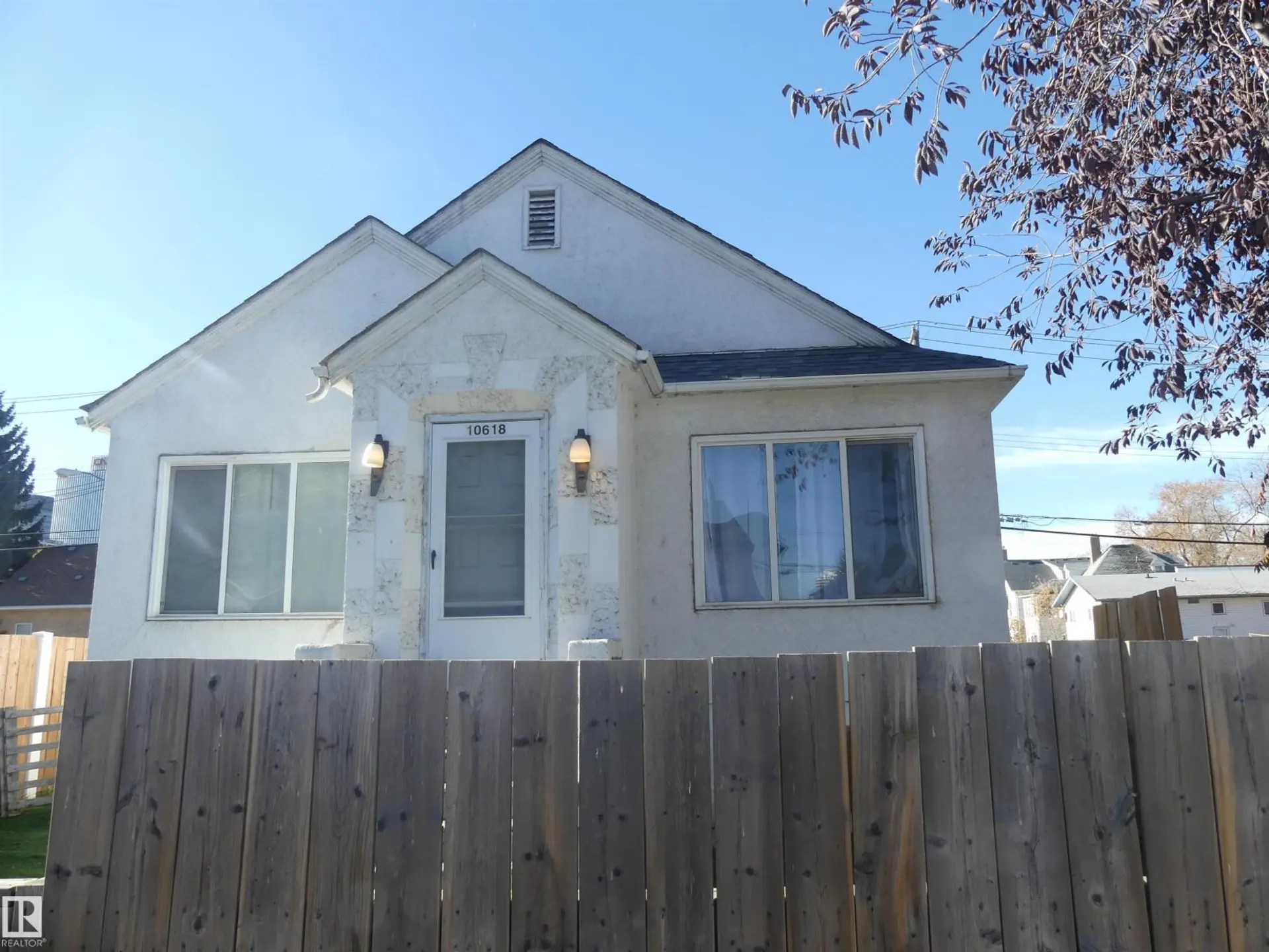 10618 96 ST NW NW - Image 1