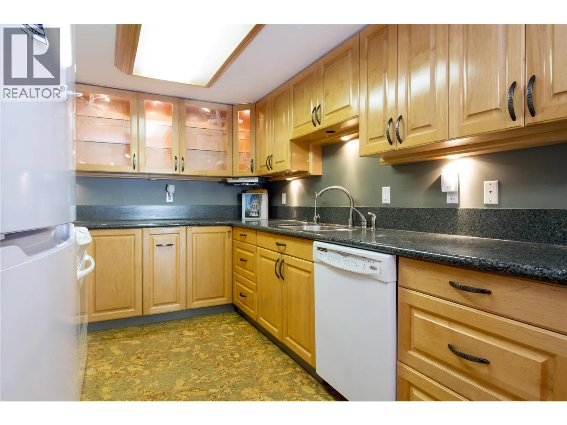 Property at #309 311 SIXTH STREET, Revelstoke, BC