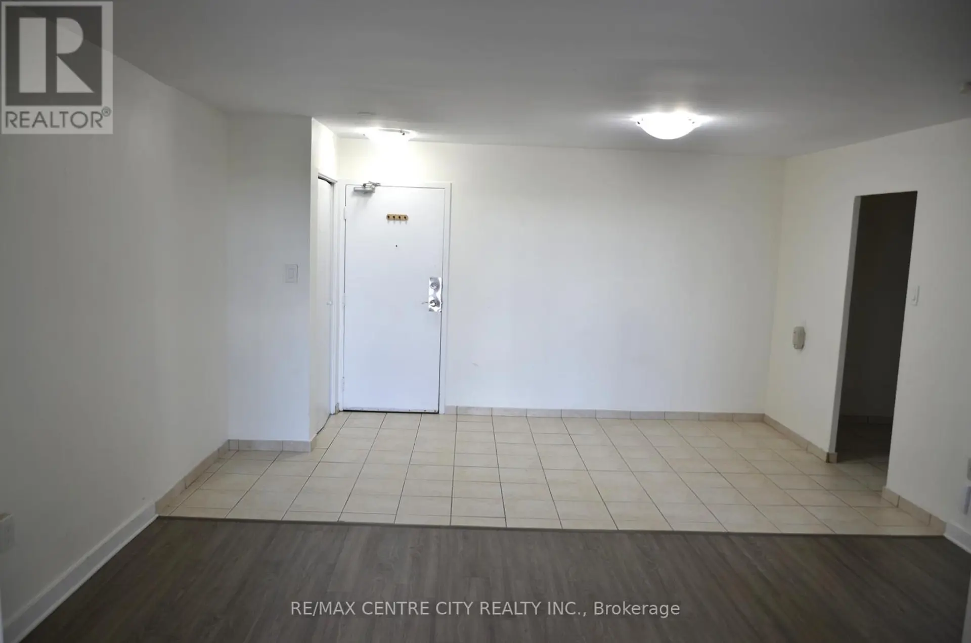 #801 573 MORNINGTON AVENUE - Image 4
