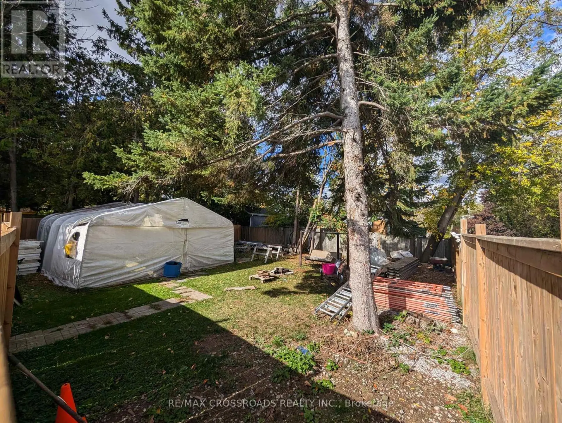 674 CHESTNUT STREET - Image 4