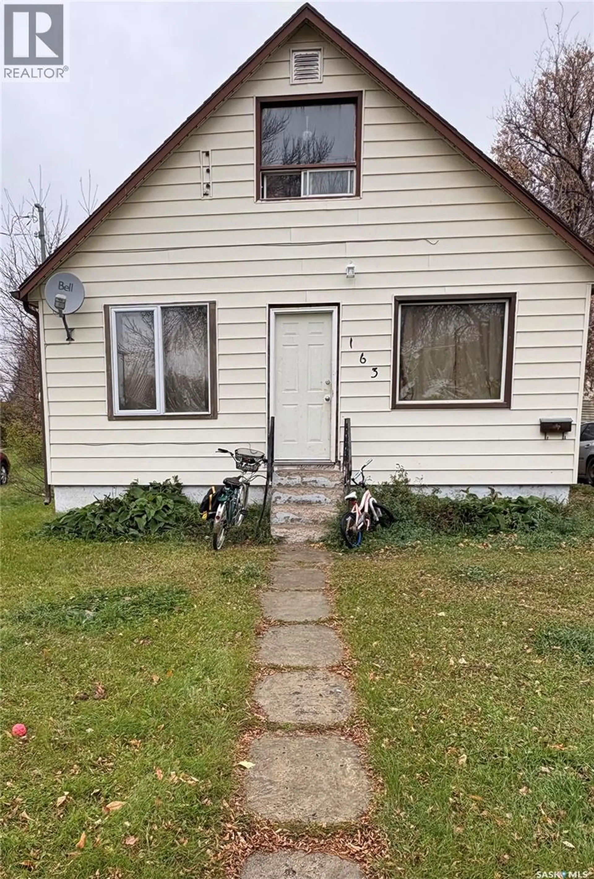 163 Duncan STREET W - Image 1