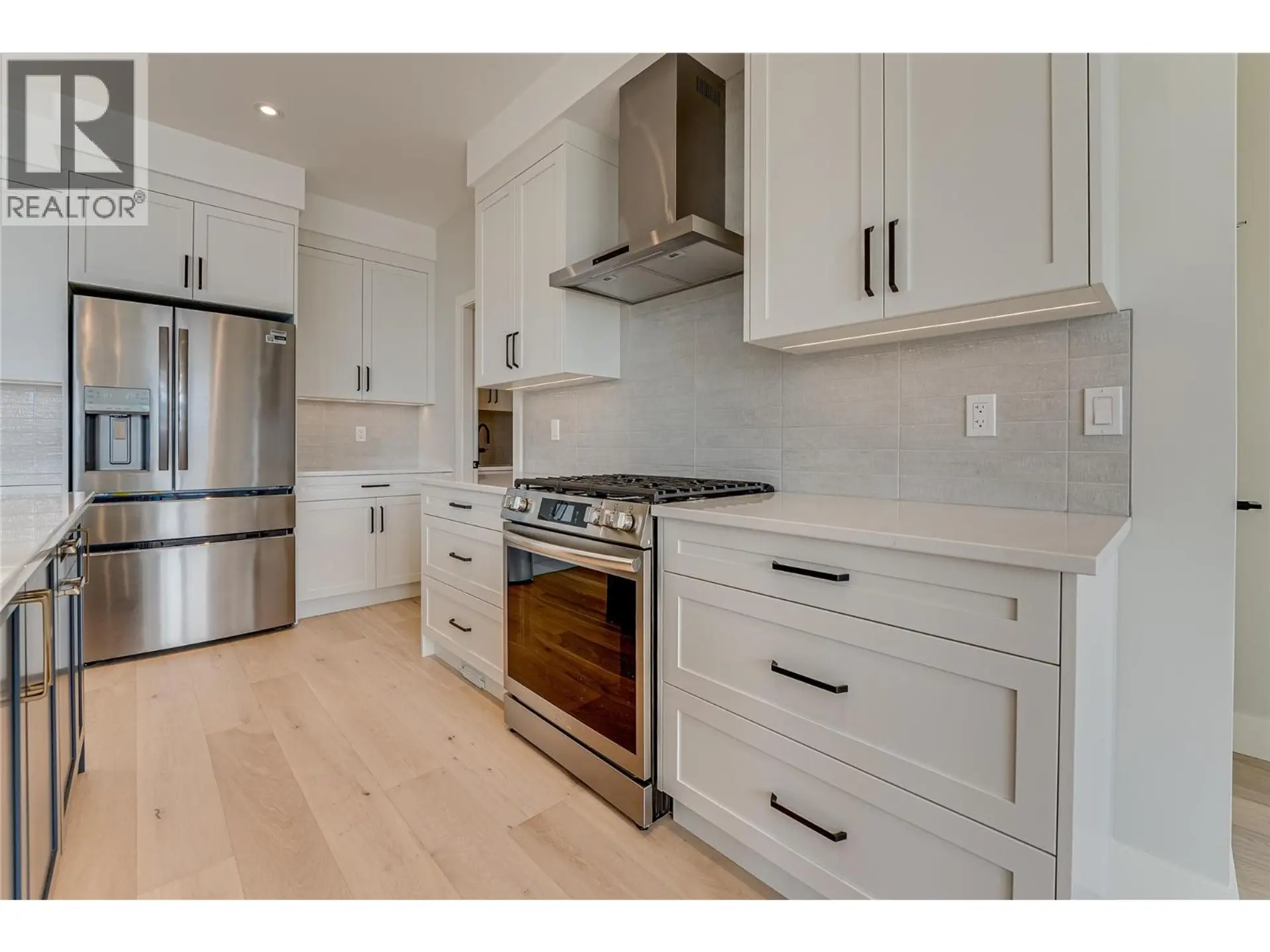 Property at 8828 OXFORD ROAD, Vernon, BC