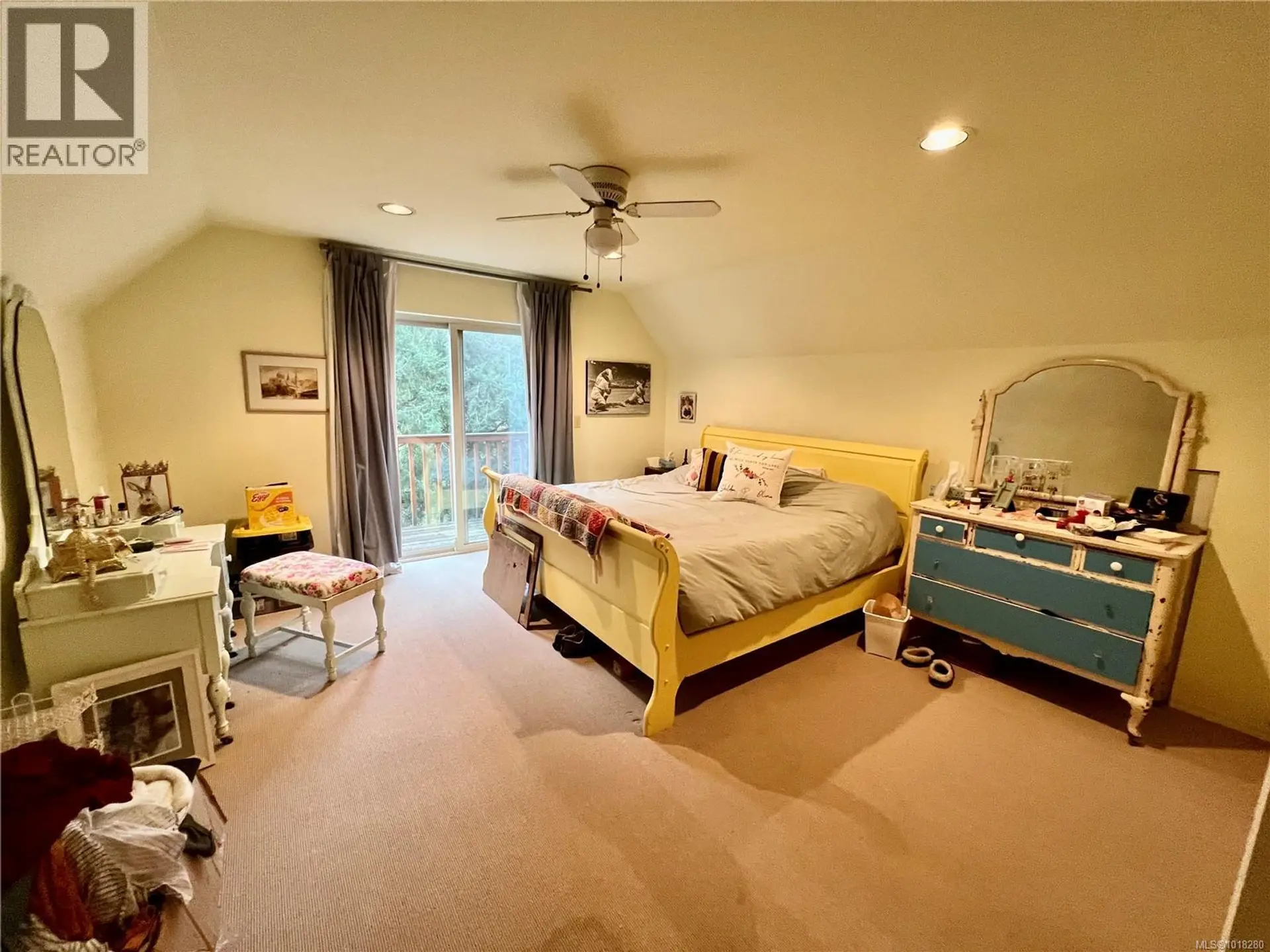 Property at 702 CHARTER RD, Mayne Island, BC