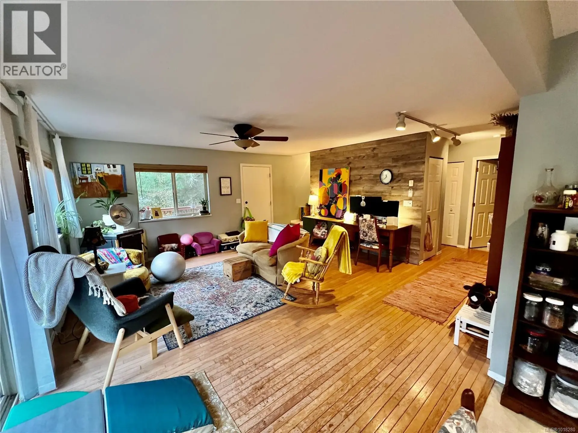 Property at 702 CHARTER RD, Mayne Island, BC