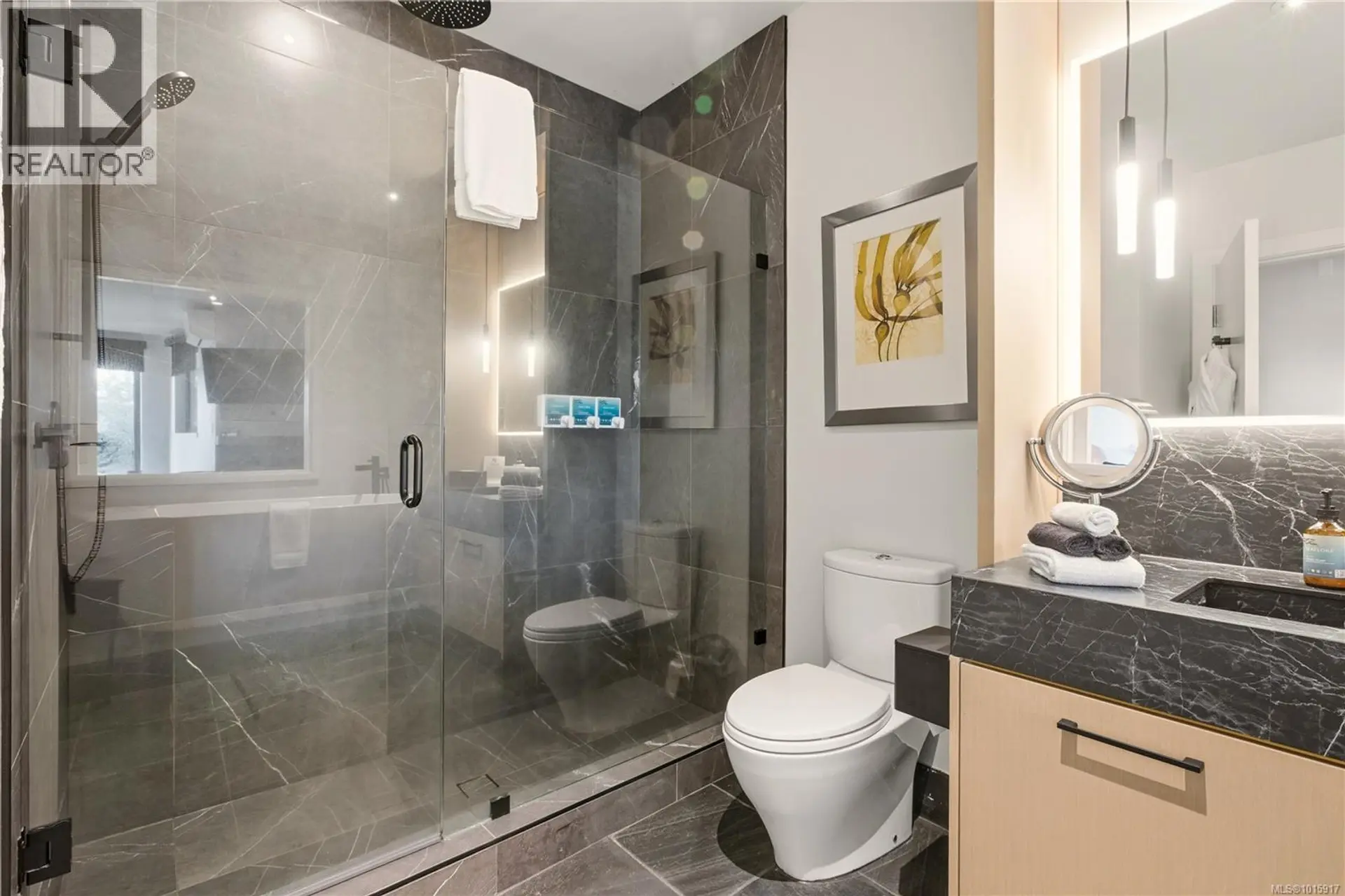 Property at #302 596 MARINE DR, Ucluelet, BC