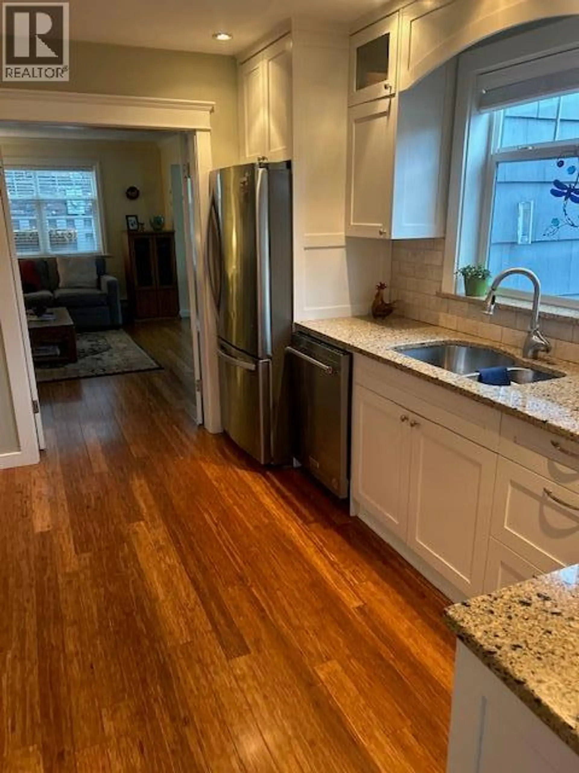 Property at 3547 LAKESHORE ROAD, Kelowna, BC