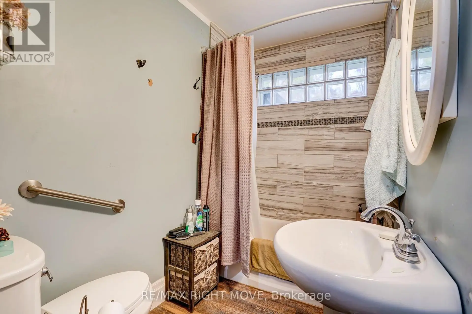 439 SUNDIAL DRIVE - Image 6
