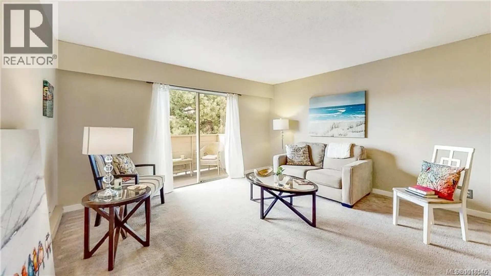 Property at #303 1597 MIDGARD AVE, Saanich, BC