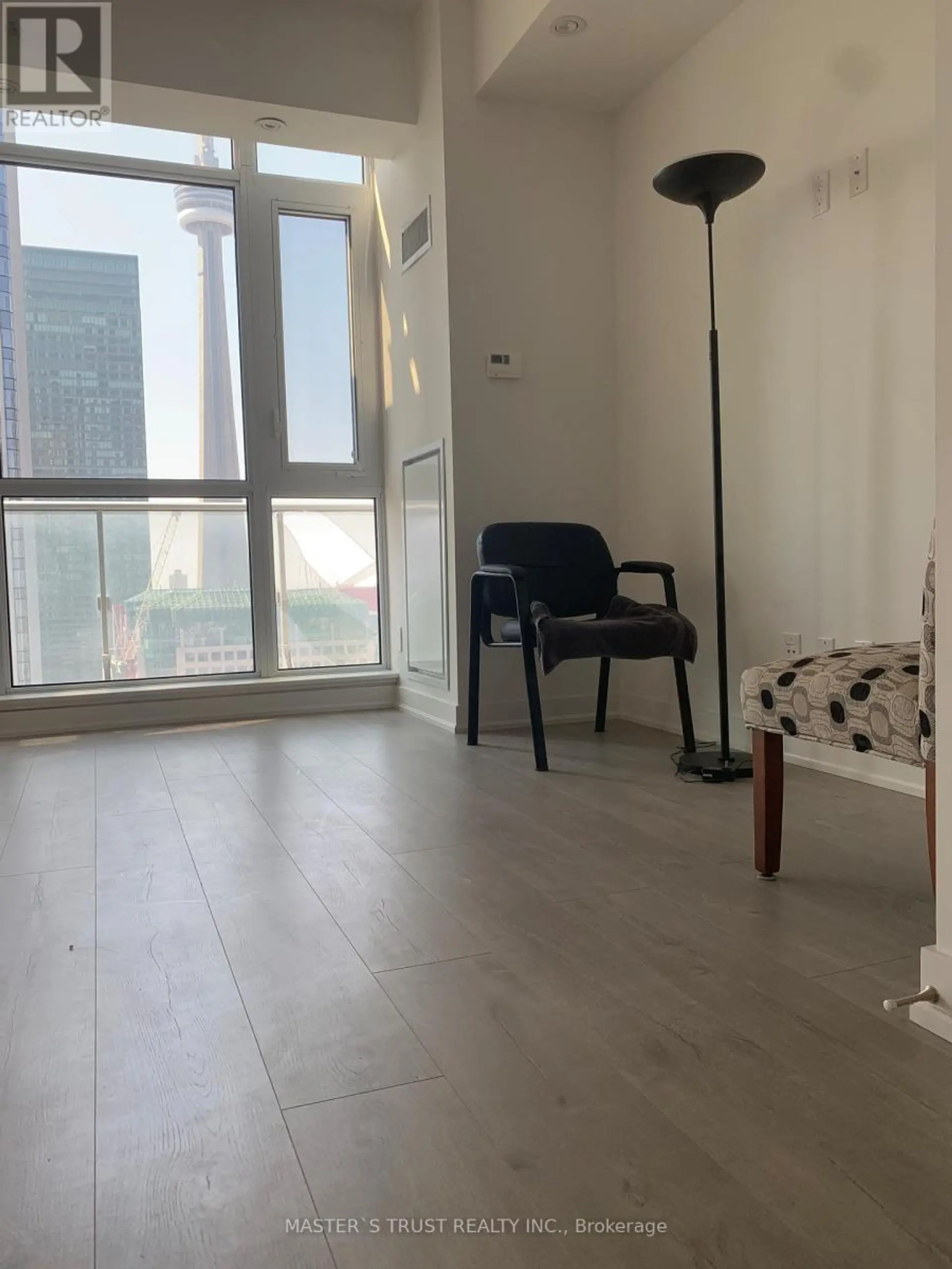 #2406 30 NELSON STREET - Image 6