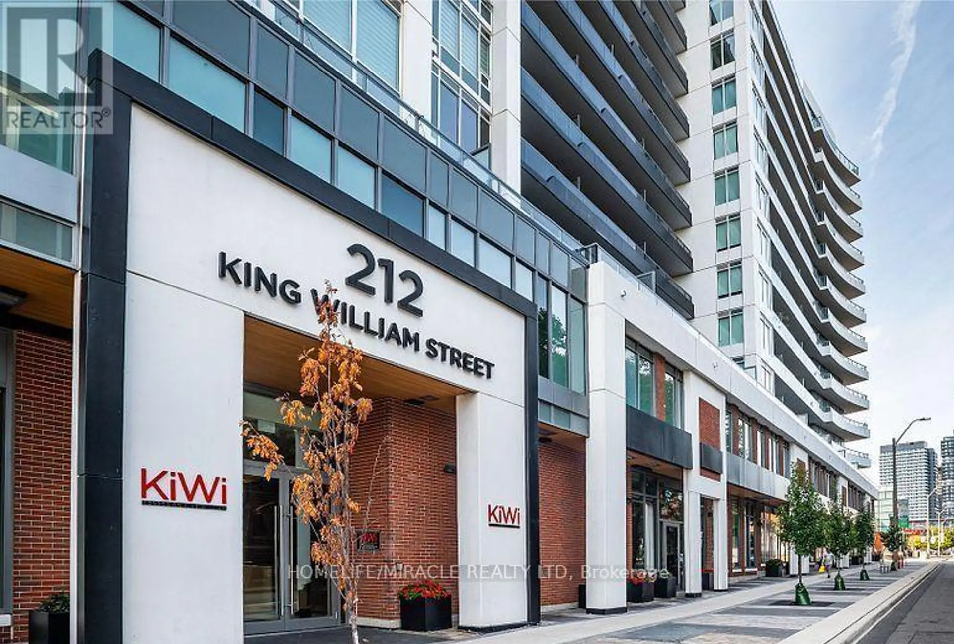 #1409 212 KING WILLIAM STREET - Image 2