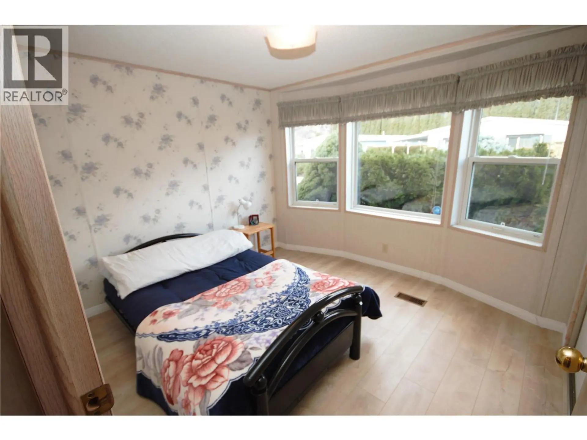 Property at #33 8598 HWY 97, Oliver, BC