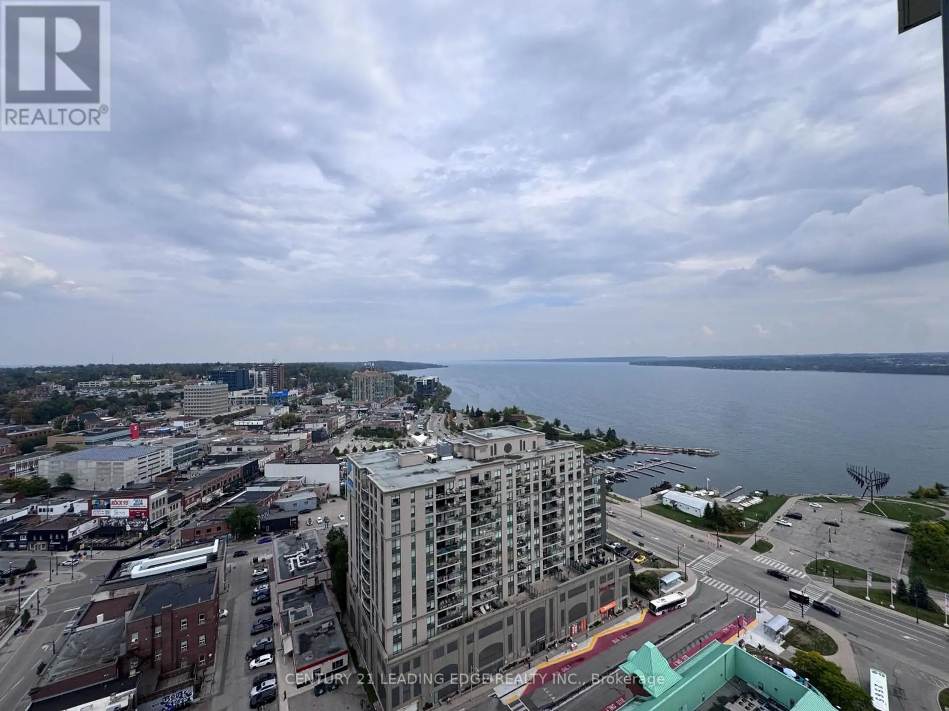 #2107 39 MARY STREET - Image 1