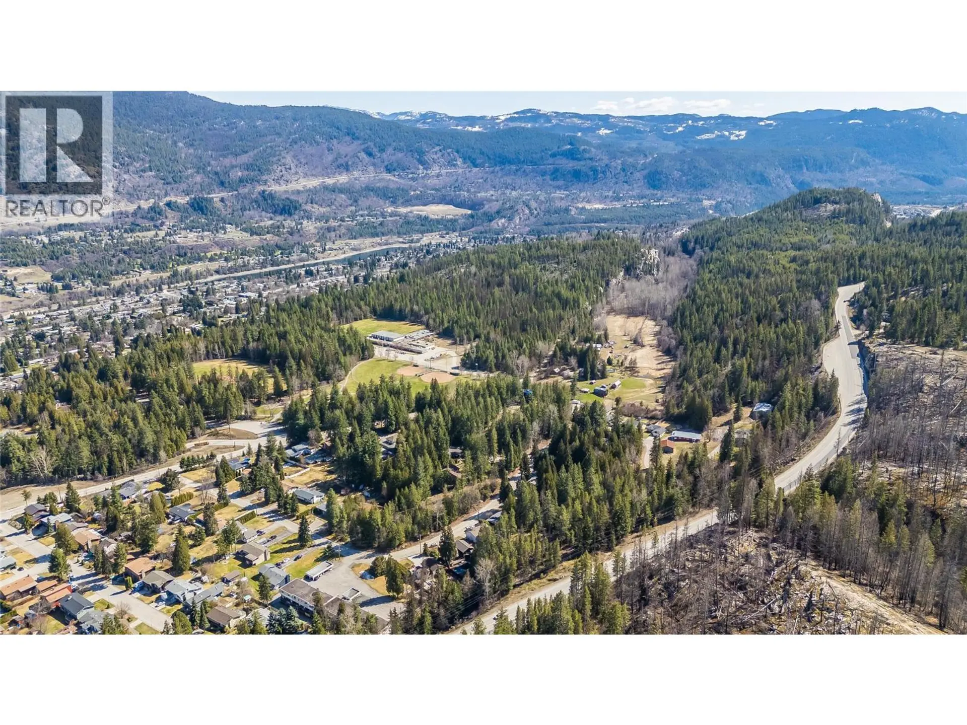 Property at 1428 MEADOWBROOK DRIVE, Castlegar, BC