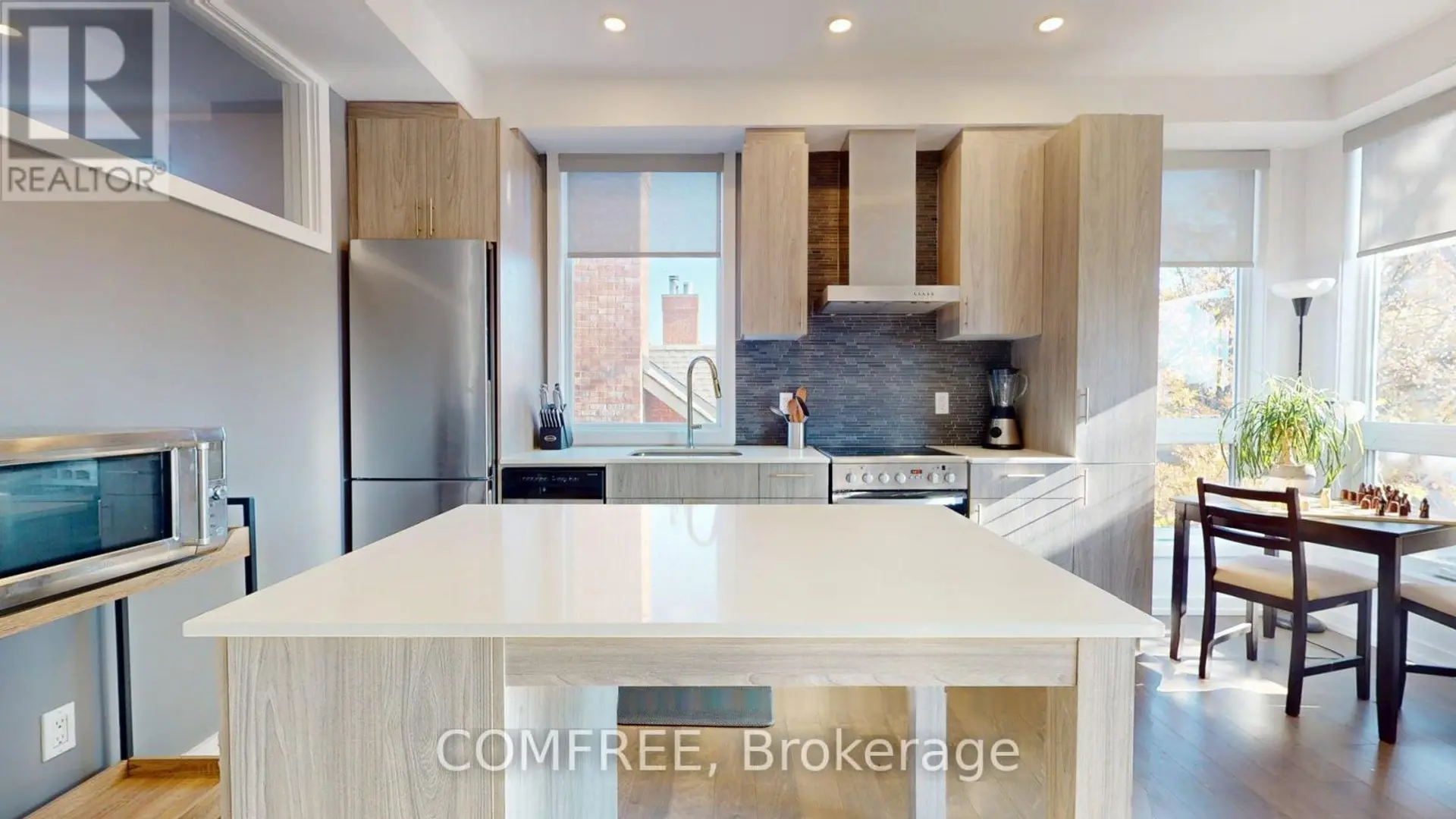#404 150 GREENFIELD AVENUE - Image 4