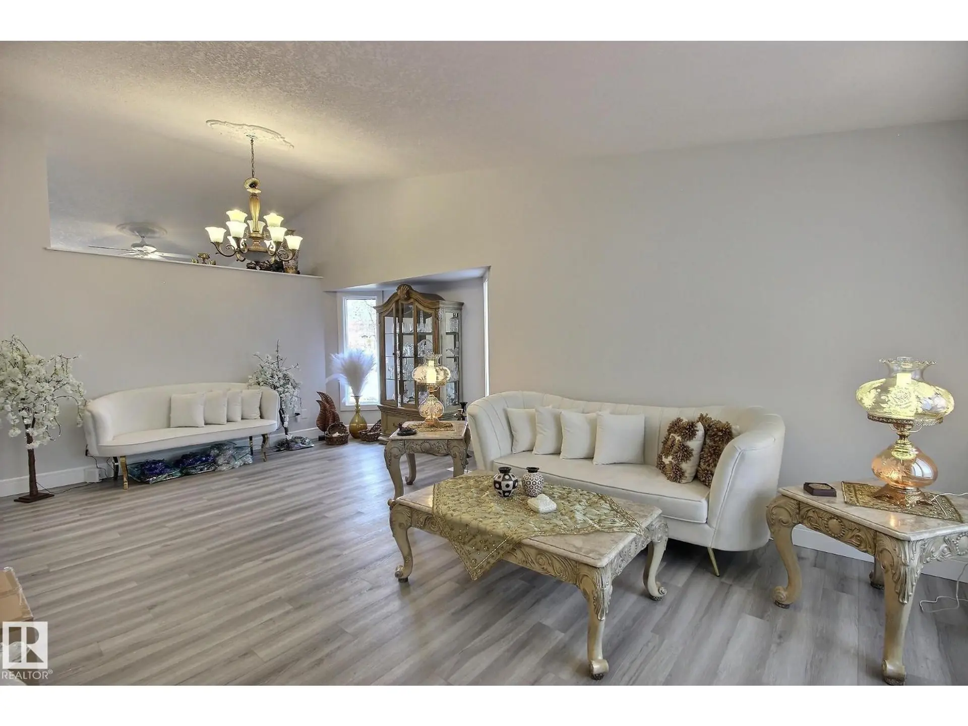 10735 BEAUMARIS RD NW - Image 2