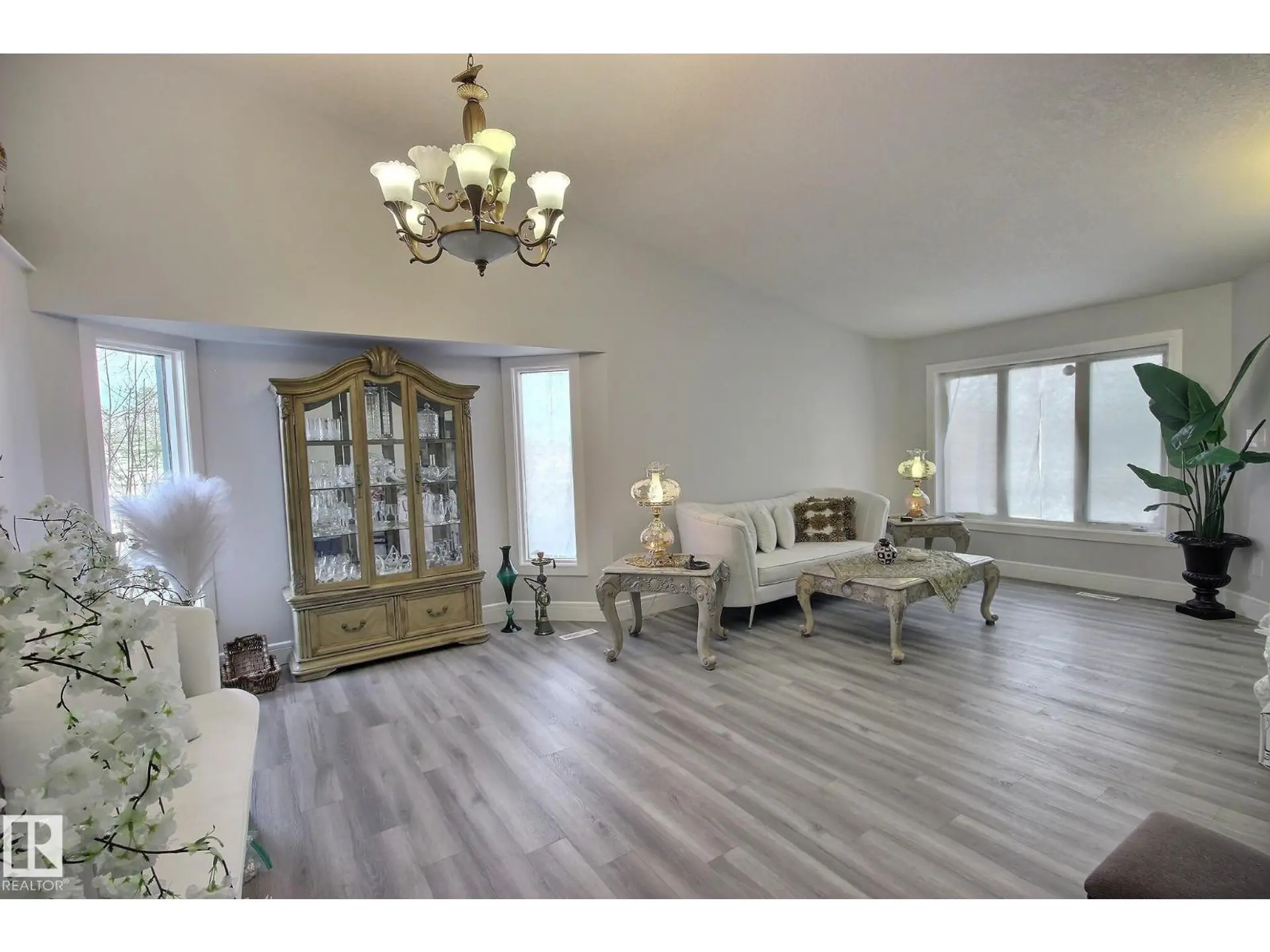 10735 BEAUMARIS RD NW - Image 3