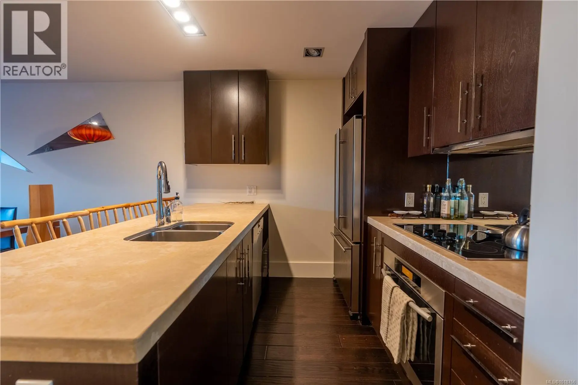 Property at #102 368 MAIN ST, Tofino, BC