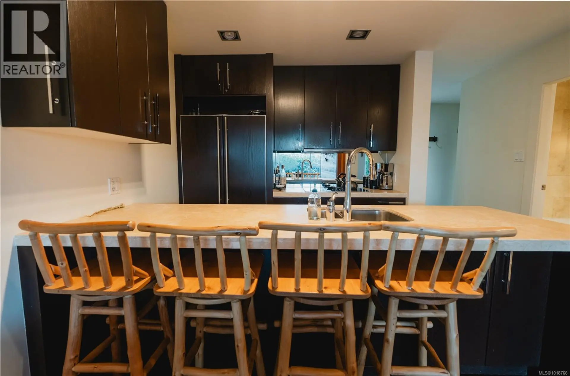 Property at #102 368 MAIN ST, Tofino, BC