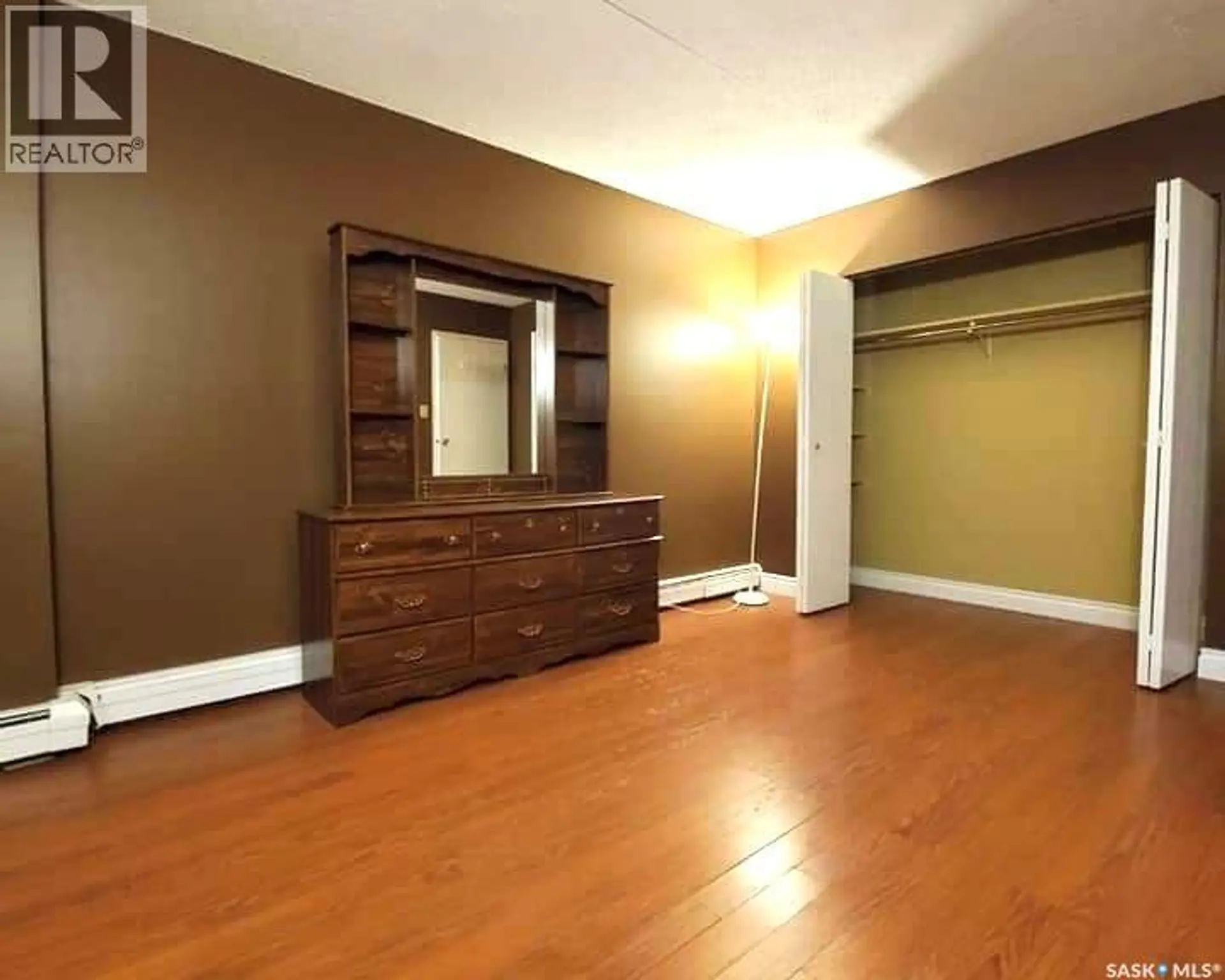 #12 47 CENTENNIAL STREET - Image 12