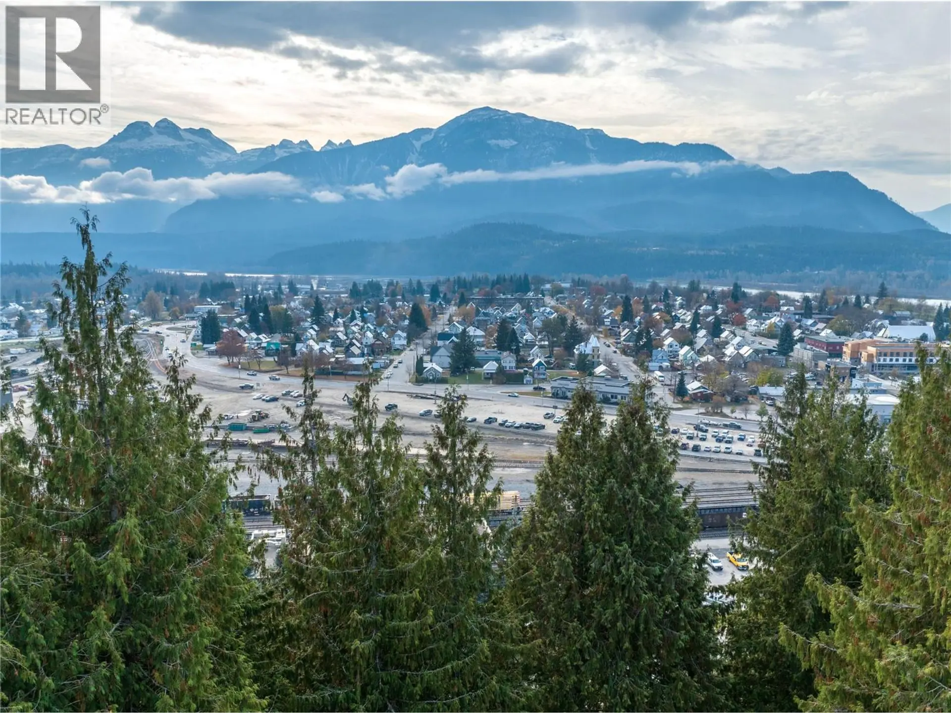 Property at 125 MAPLE STREET, Revelstoke, BC