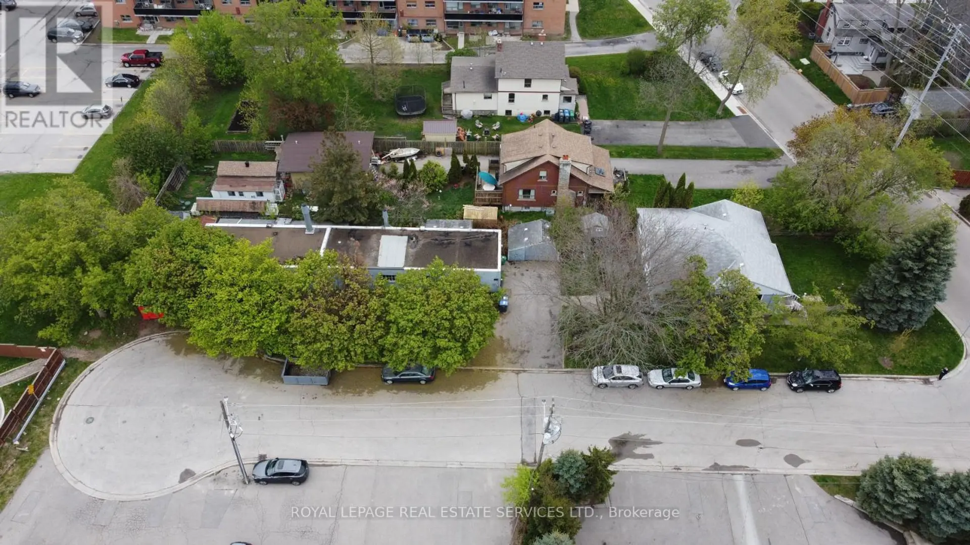 1083 SENECA AVENUE - Image 5
