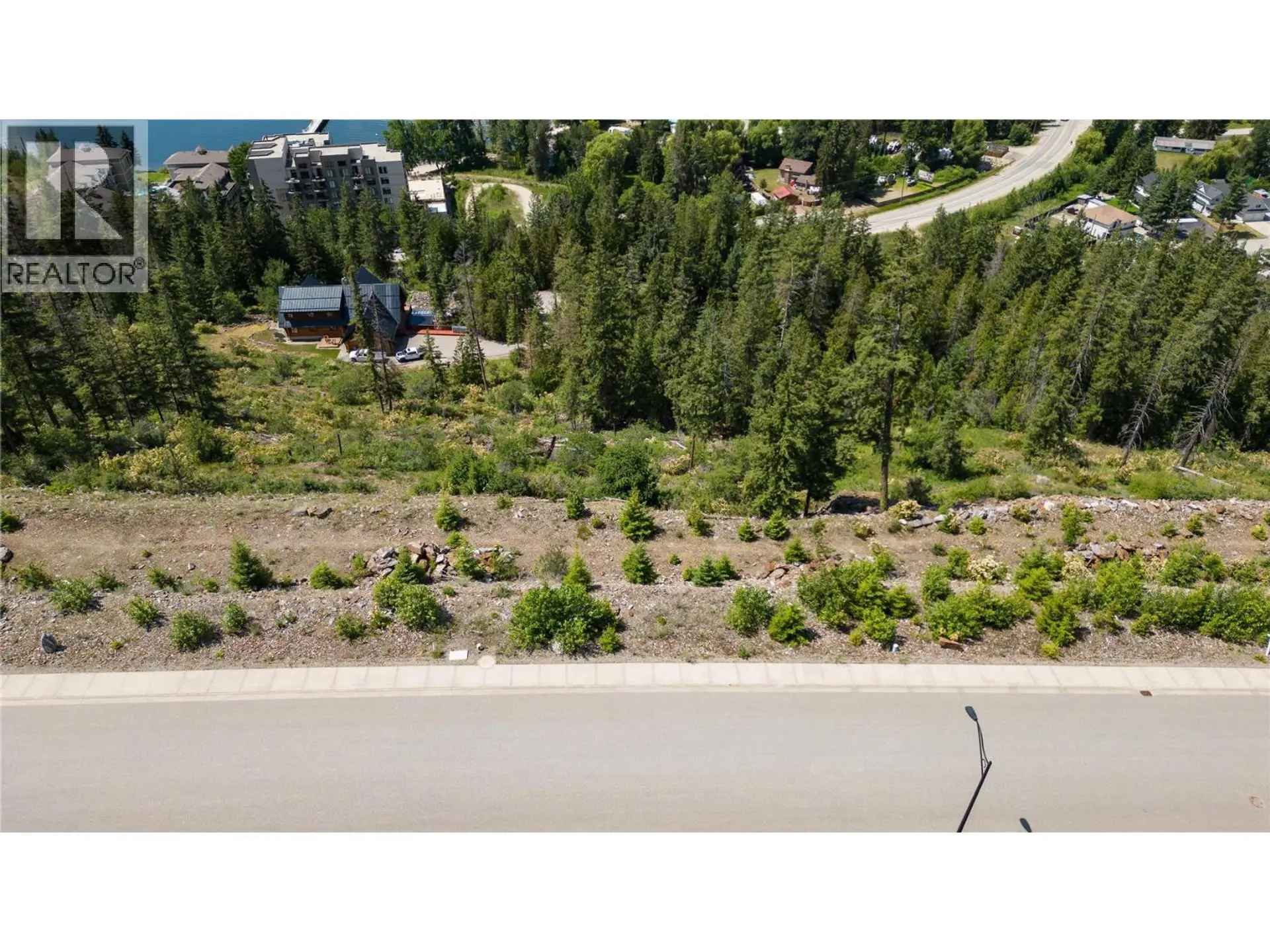 Property at 262 BAYVIEW DRIVE, Sicamous, BC