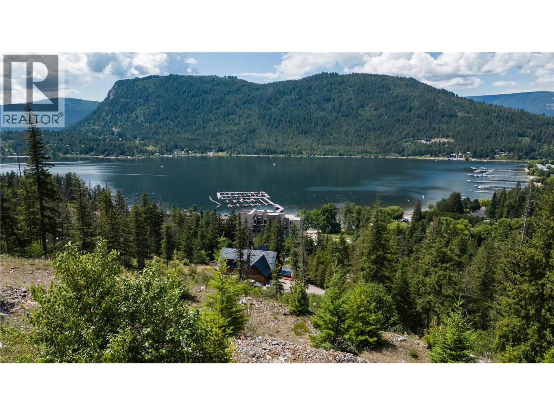 Property at 262 BAYVIEW DRIVE, Sicamous, BC