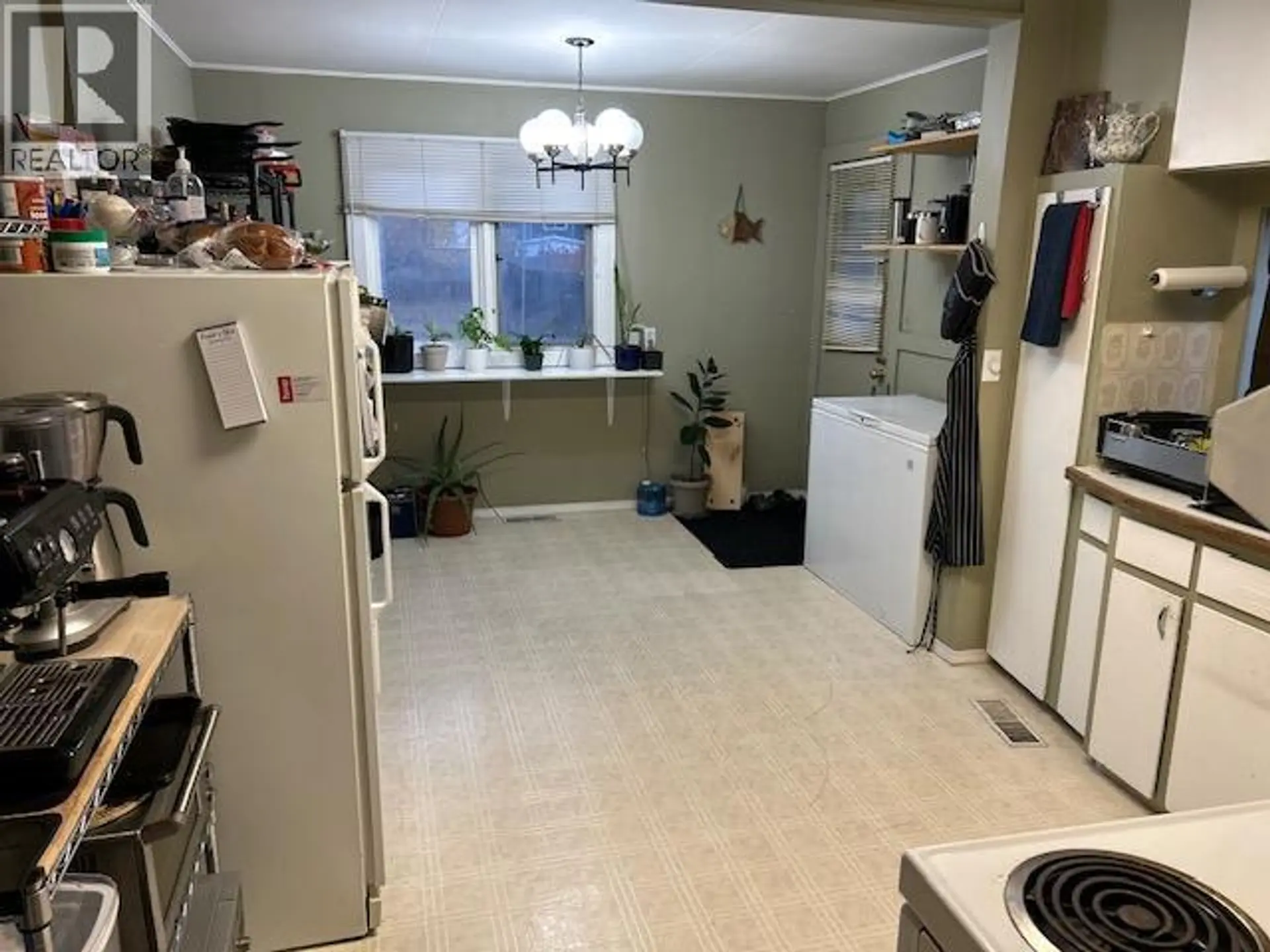 Property at 3595 LAKESHORE ROAD, Kelowna, BC