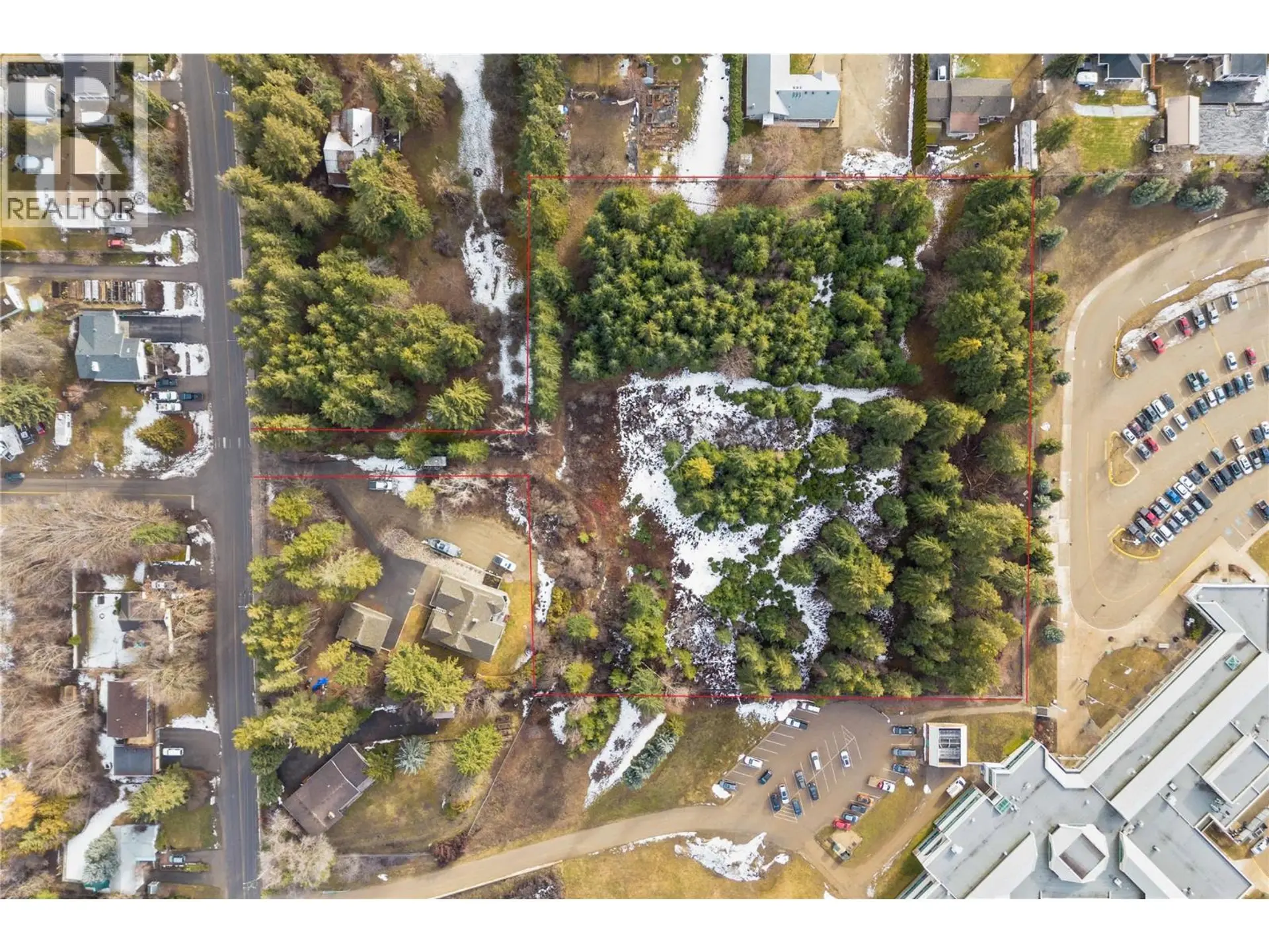 Property at 2800 20 AVENUE NE, Salmon Arm, BC