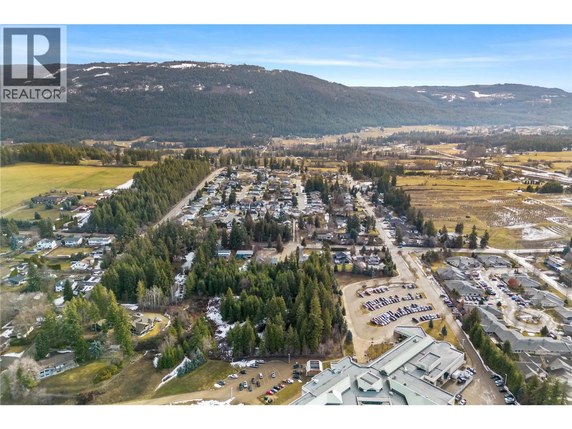 Property at 2800 20 AVENUE NE, Salmon Arm, BC