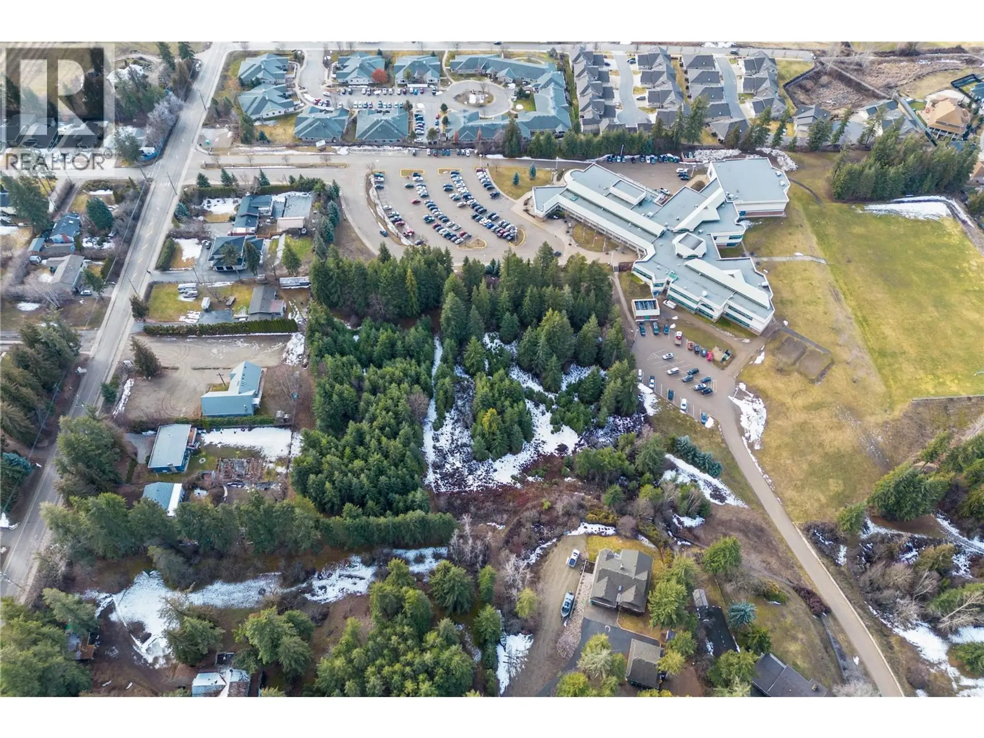 Property at 2800 20 AVENUE NE, Salmon Arm, BC