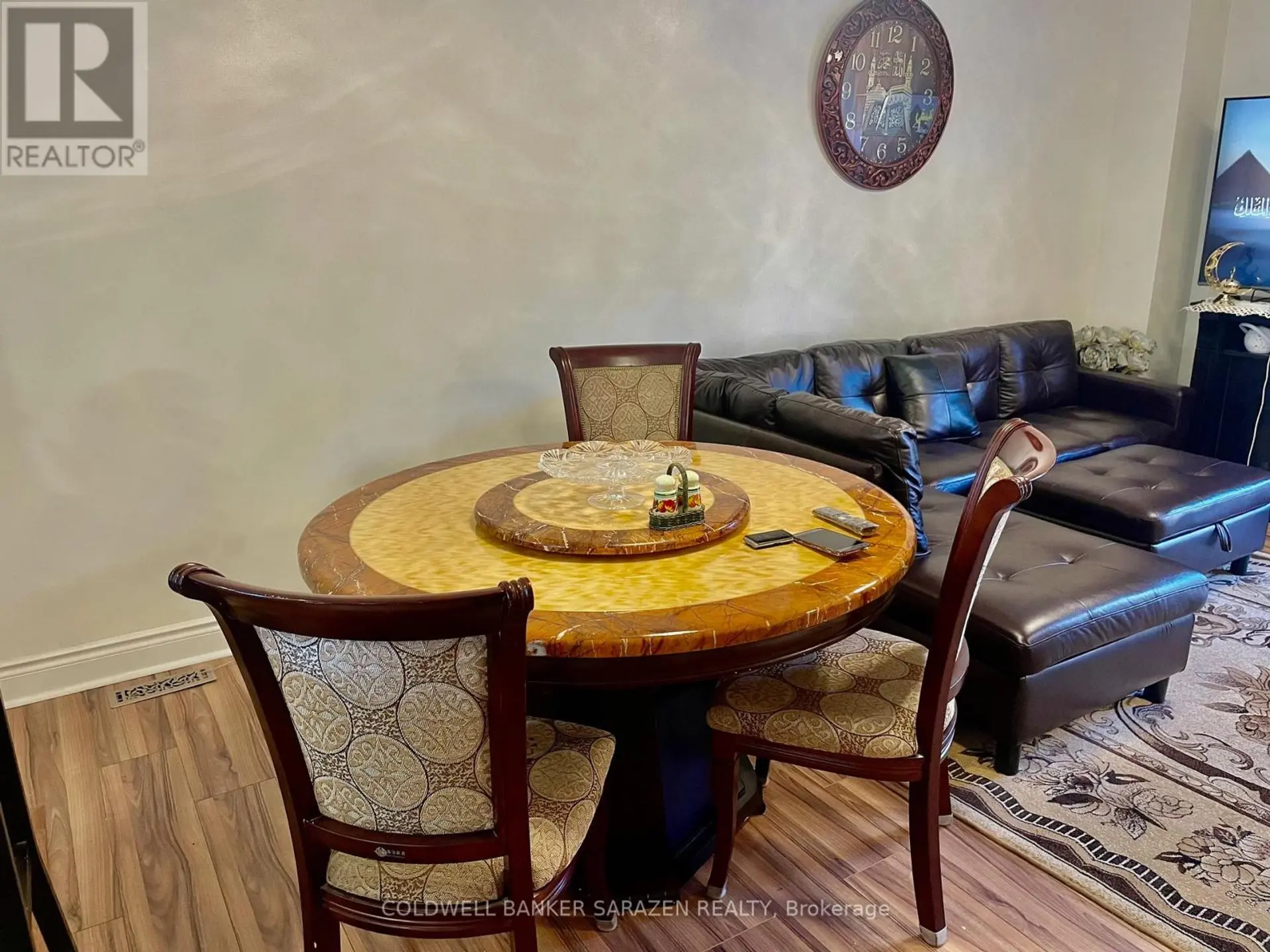 15 STURBRIDGE PRIVATE - Image 4