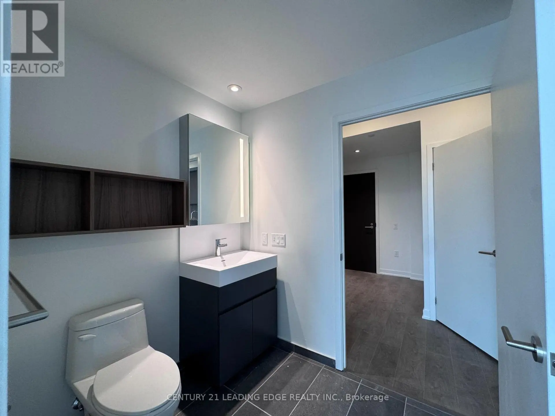 #2107 39 MARY STREET - Image 11