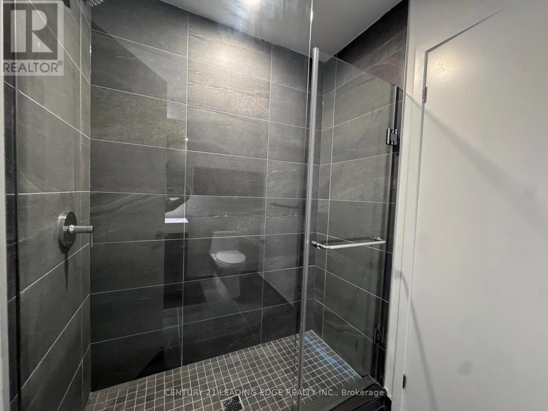 #2107 39 MARY STREET - Image 13