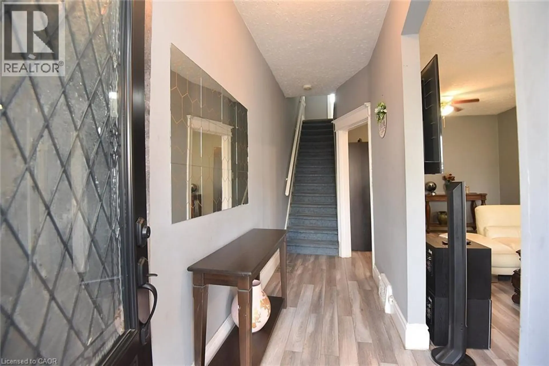 56 KINRADE Avenue - Image 4
